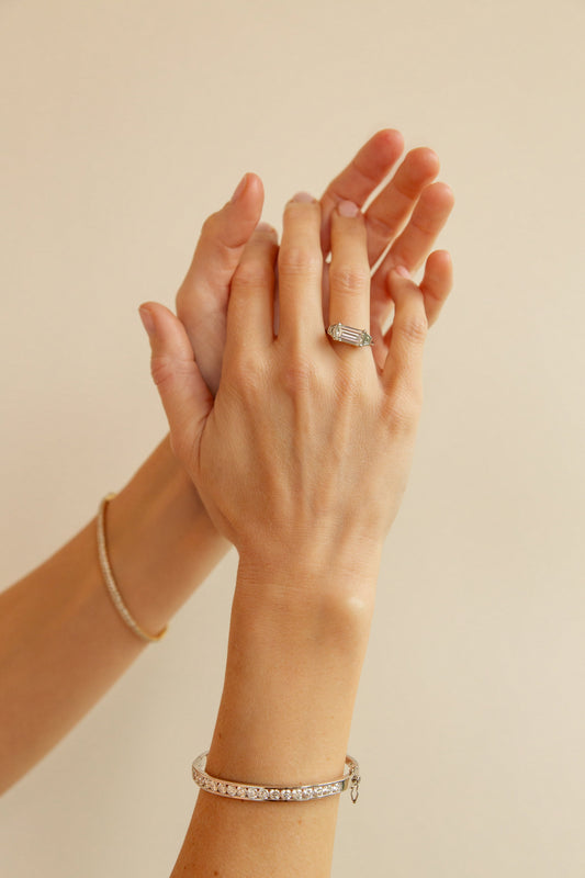 Silver, White Gold and Platinum - Whats The Difference?