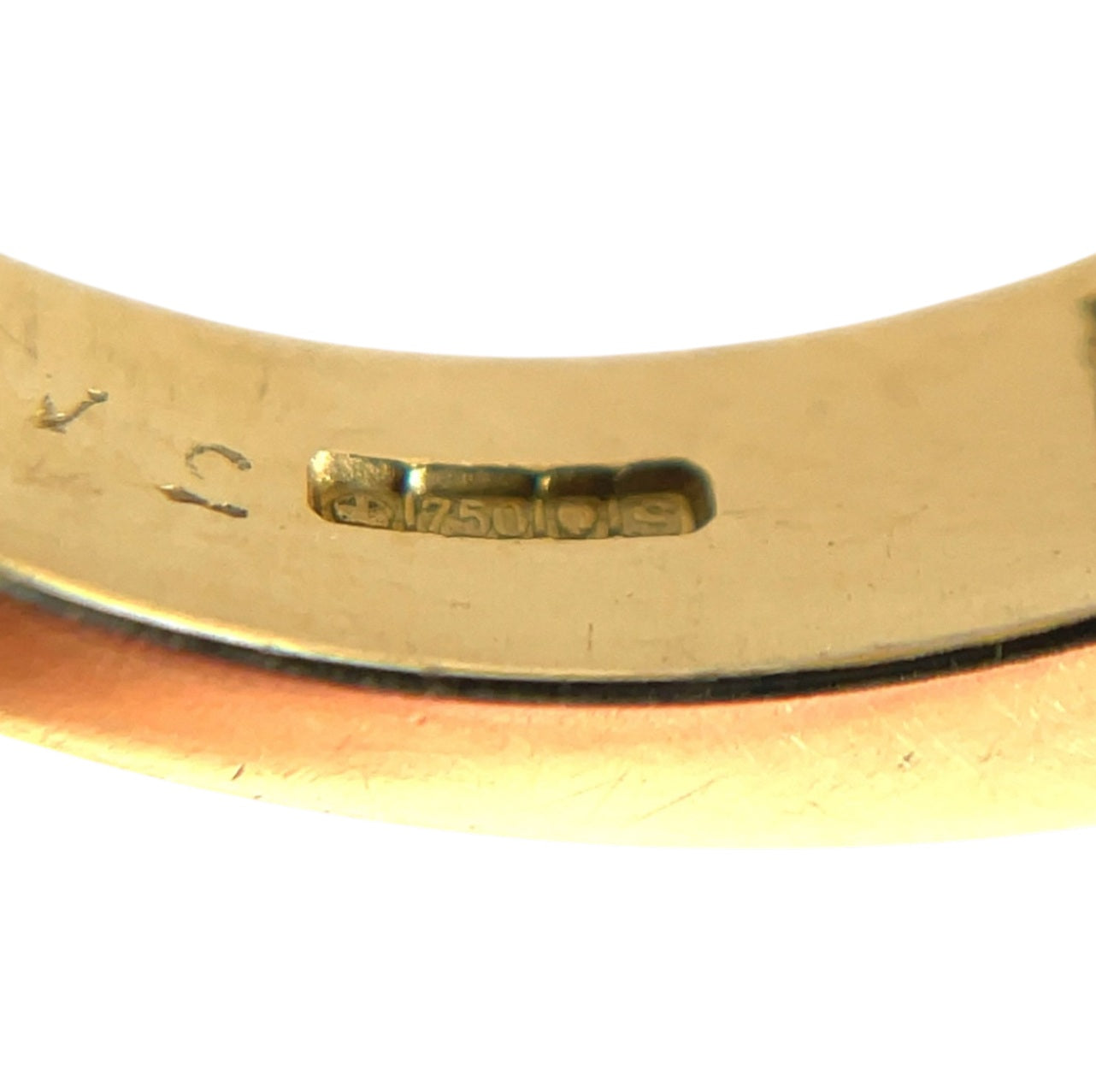 18ct Yellow Gold Large Diamond Eternity Ring (M1/2)
