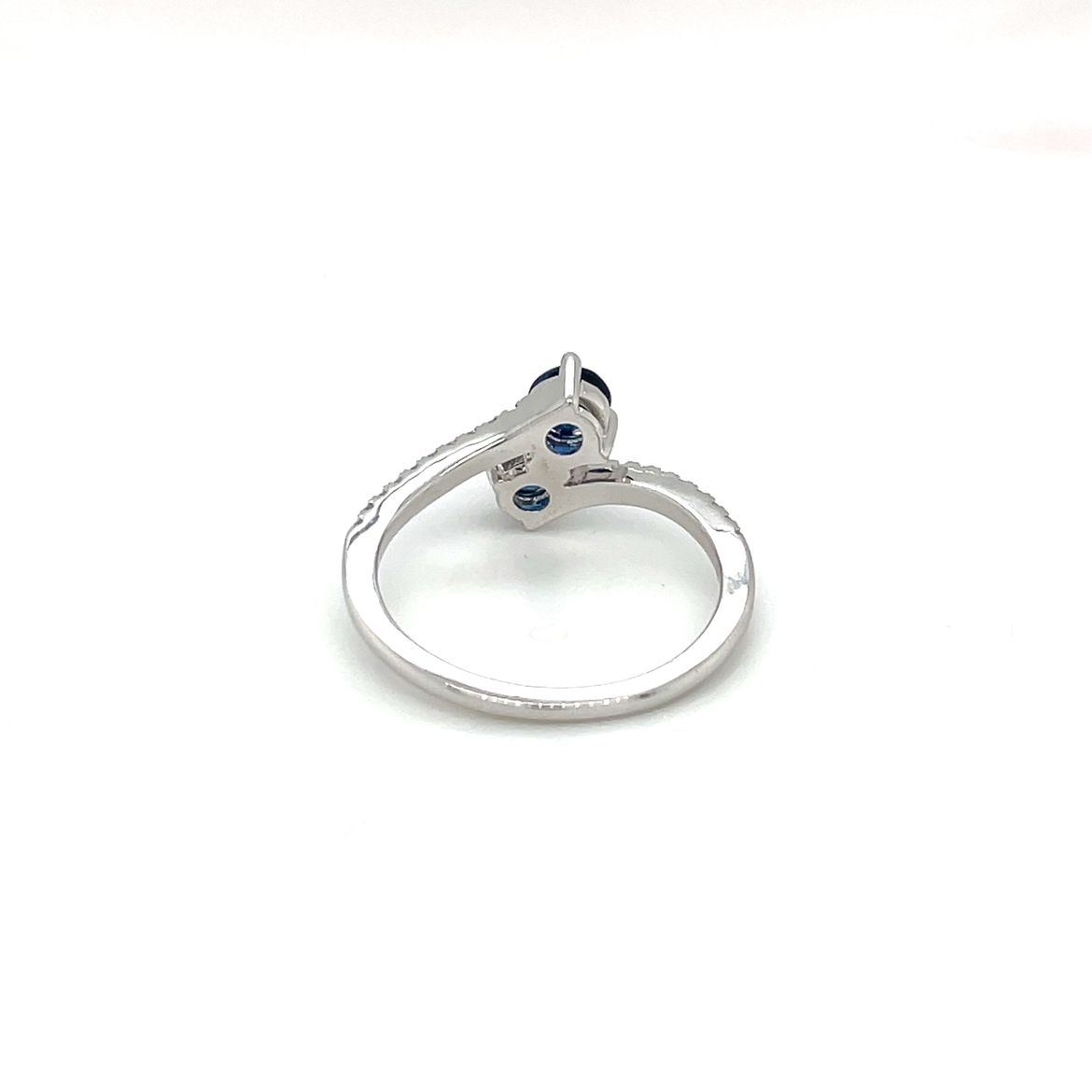 18ct White Gold Sapphire & Diamond Crossover Twist Ring