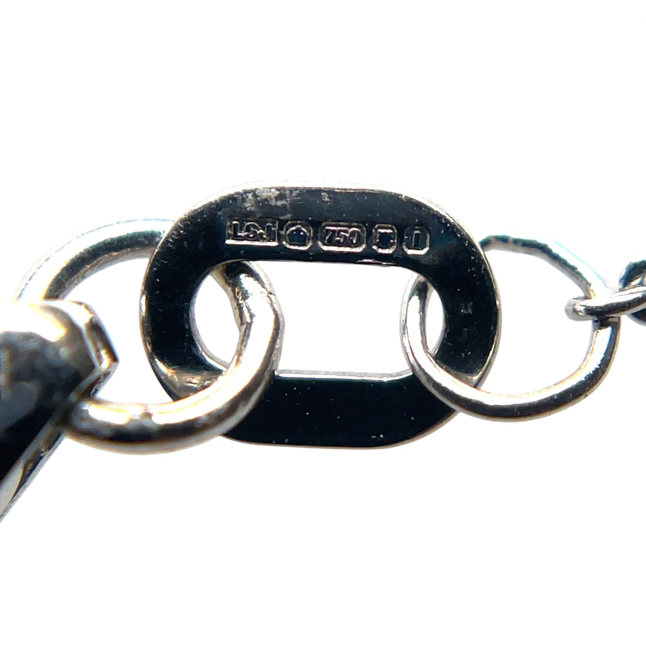 18ct White Gold Amethyst Necklace (18")