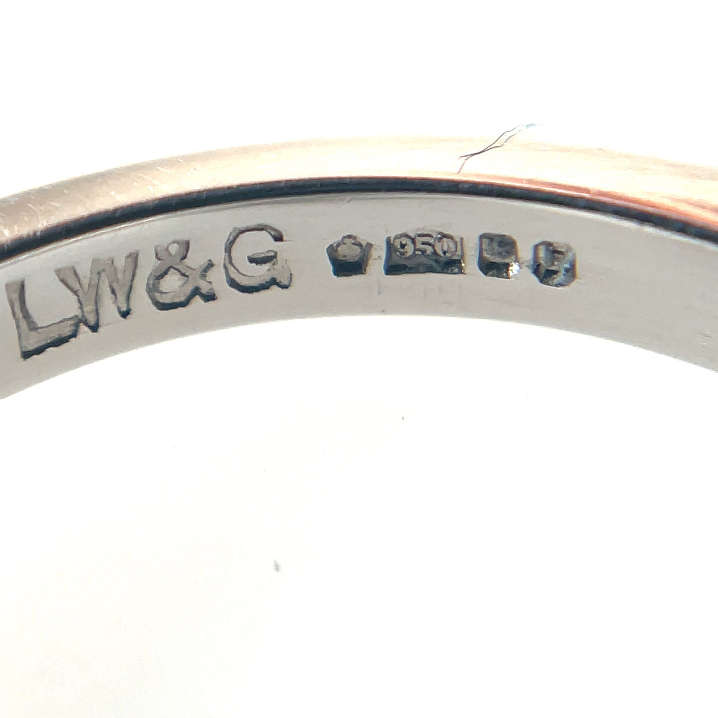 Platinum Knife Edge Wedding Band