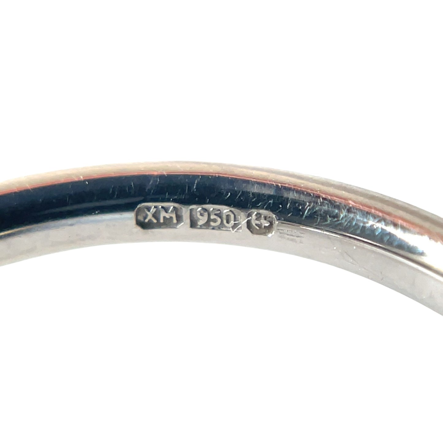 Platinum Oval Diamond Solitiare Ring (I)