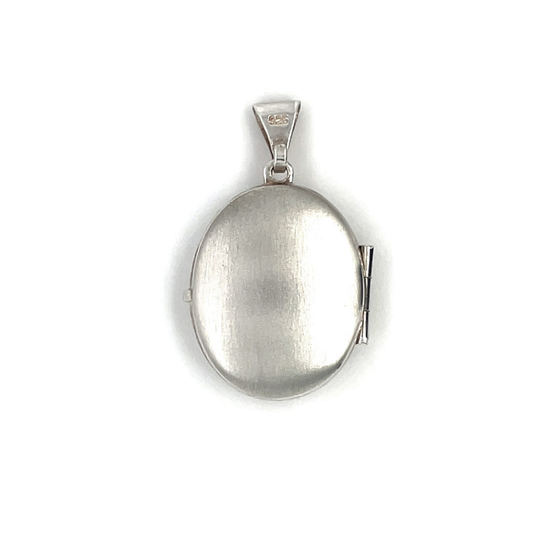 Silver Engraved Oval Locket (21x18mm)