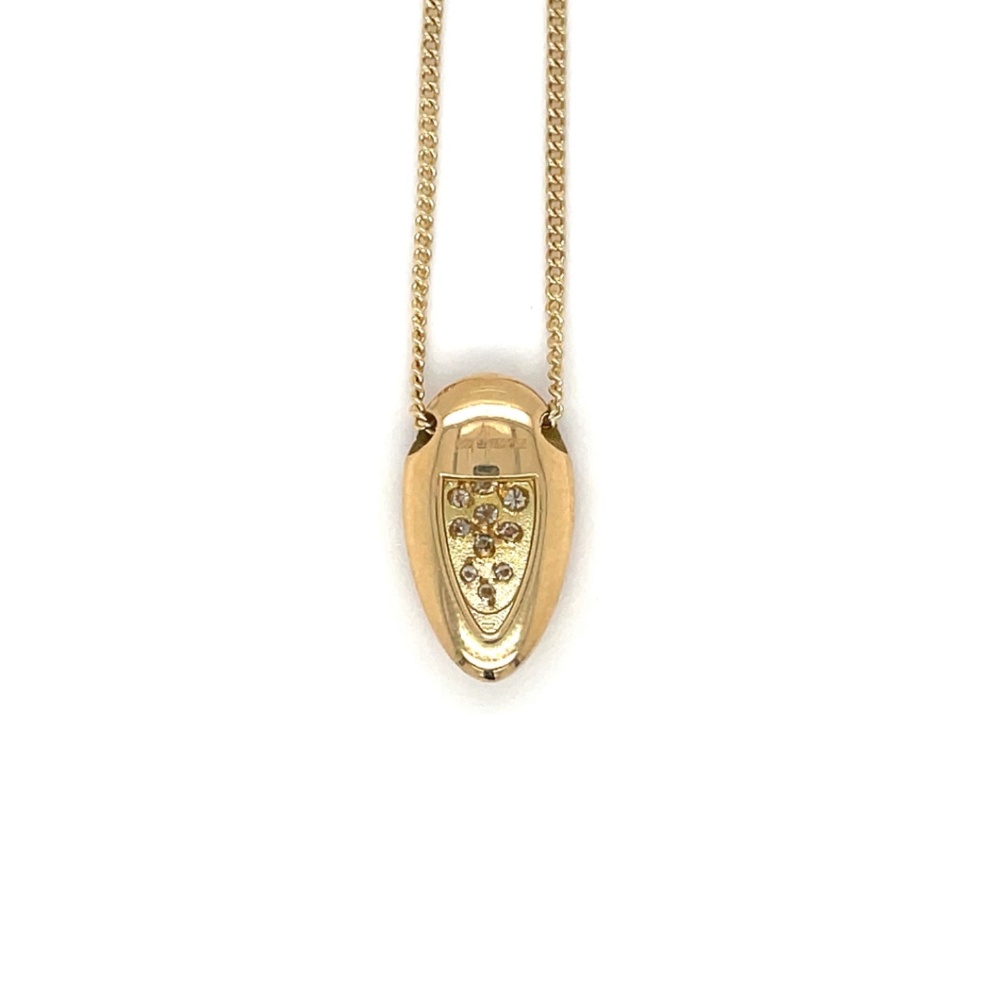 18ct Yellow Gold & Diamond Oval Pendant