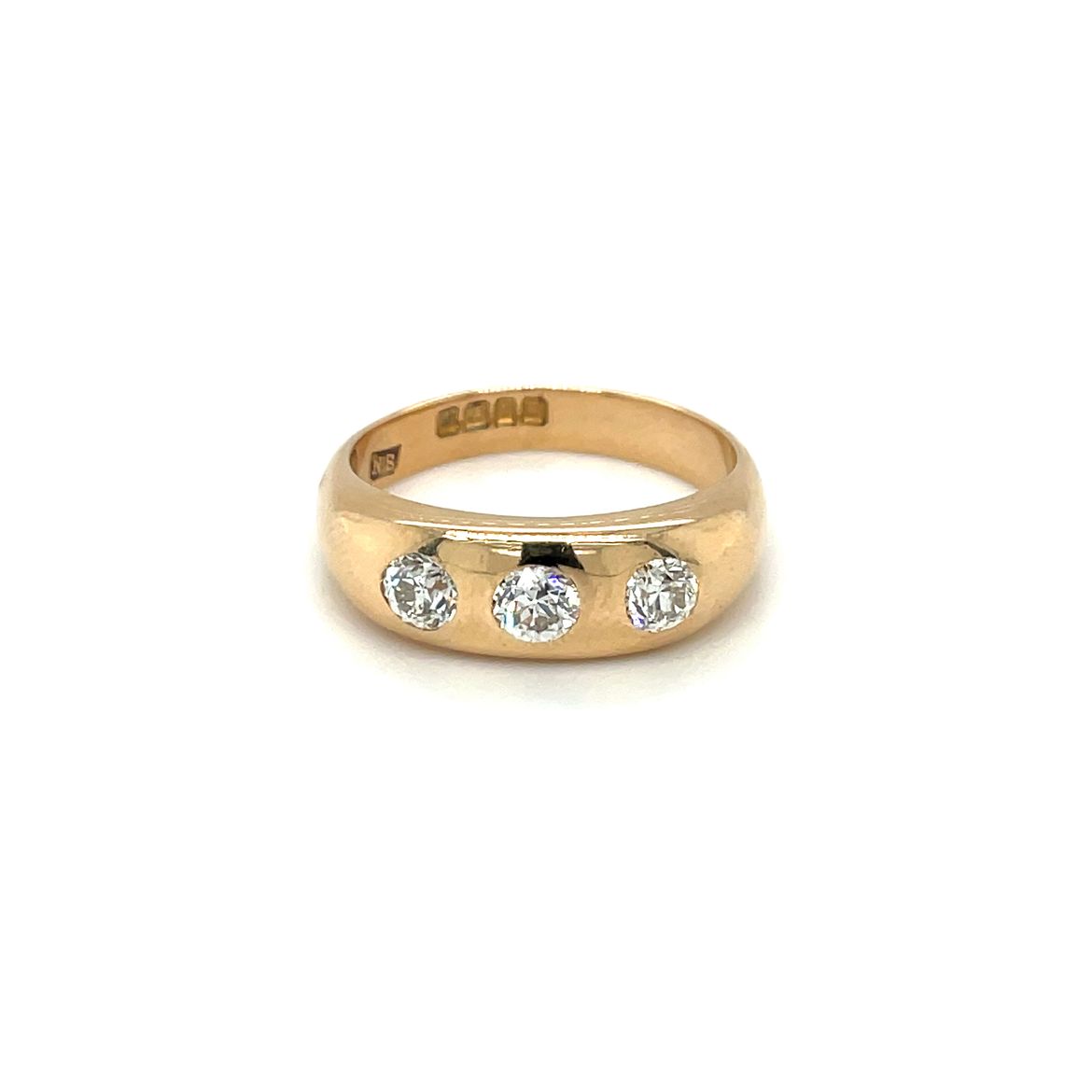 Vintage 18ct Yellow Gold Three Diamond Gypsy Ring