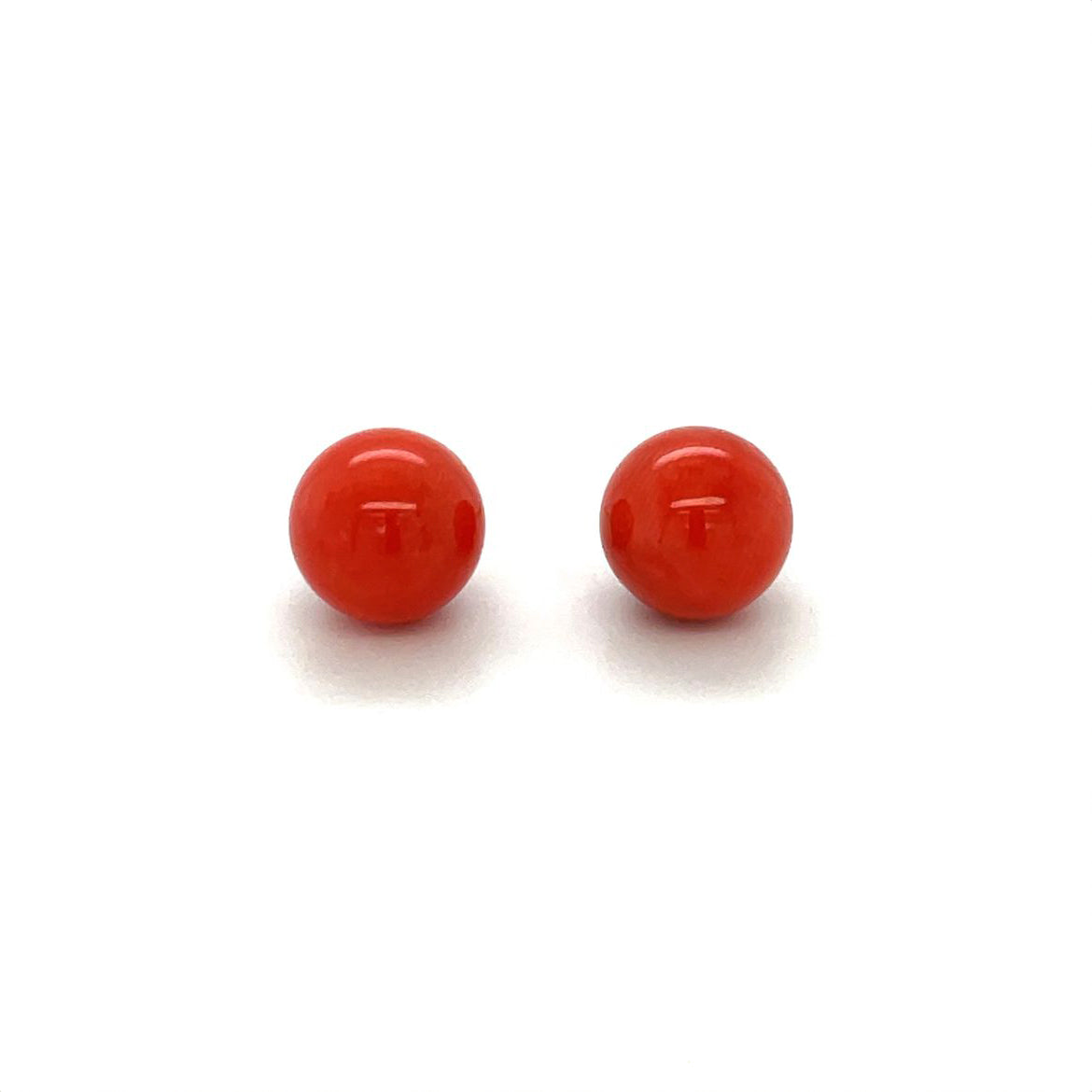 18ct Yellow Gold Coral Bead Stud Earrings