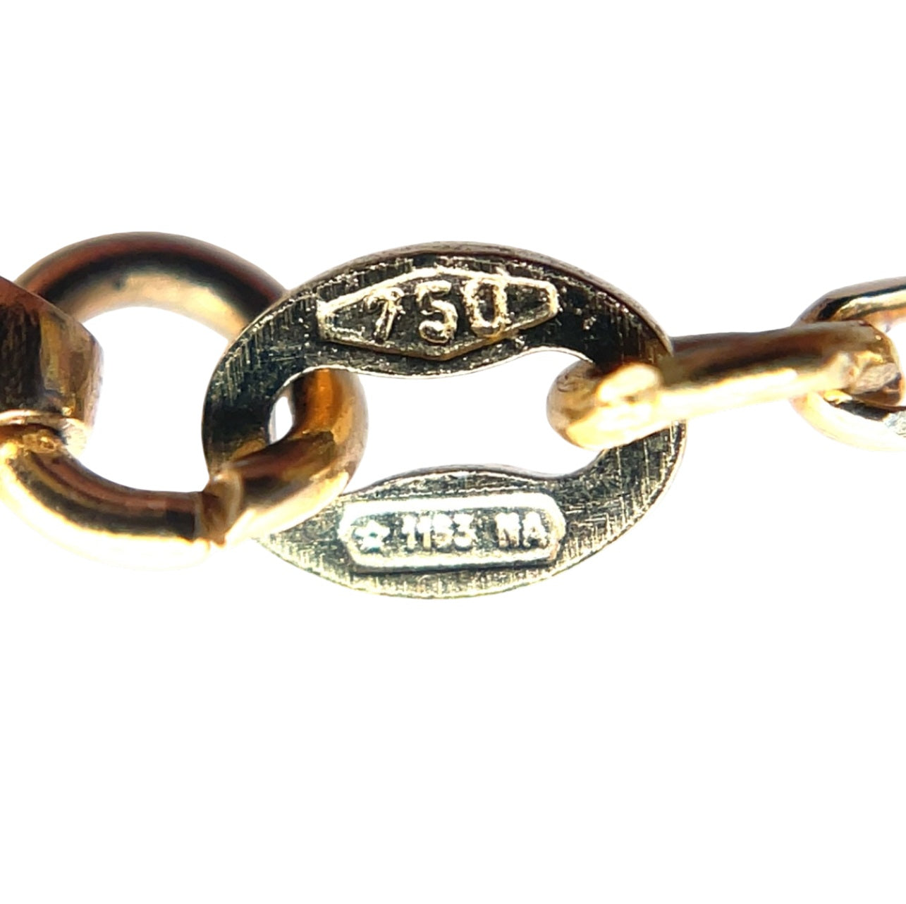 18ct Yellow Gold Coral Berry Station Bracelet