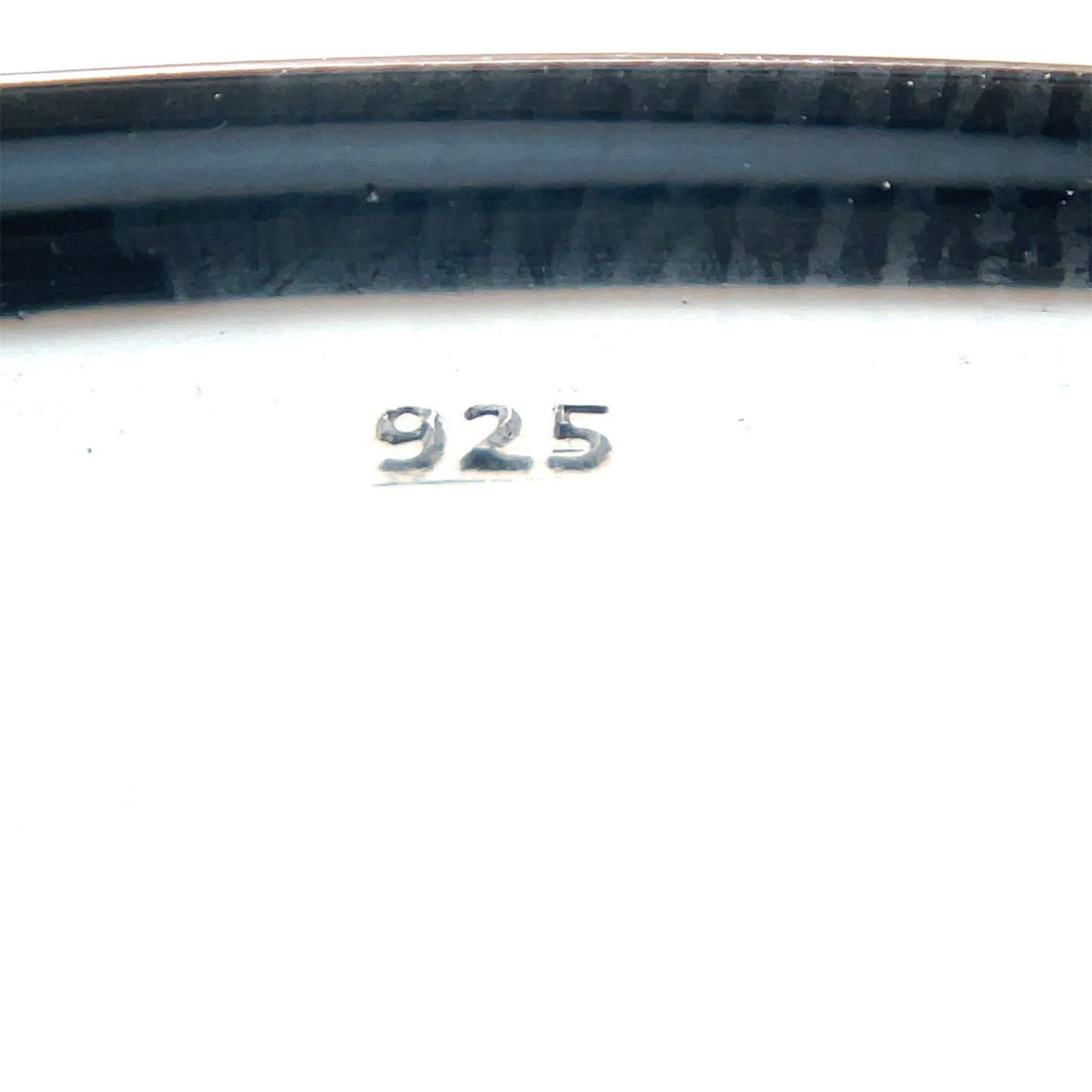 Silver Court Bangle (65mm)