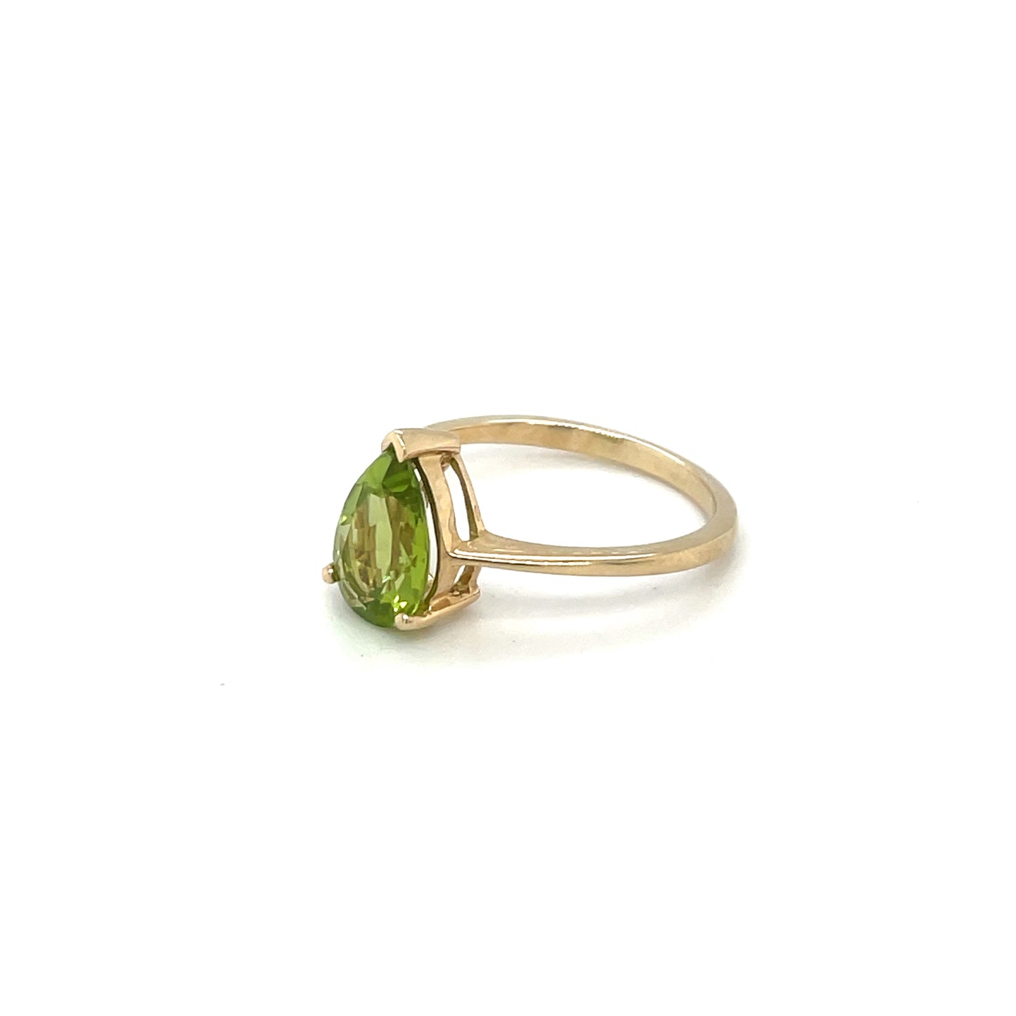Yellow Gold Peridot Ring