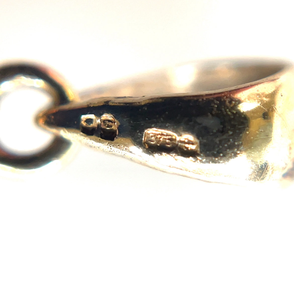 9ct Yellow Gold Boulder Opal Pendant