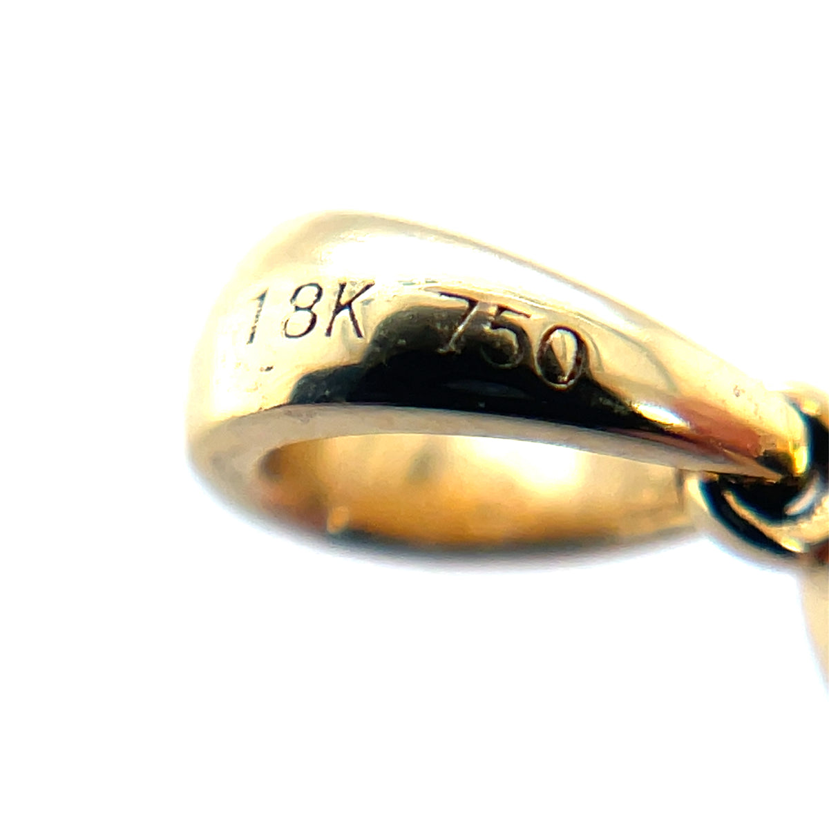 18ct Yellow Gold Oval Sapphire Pendant