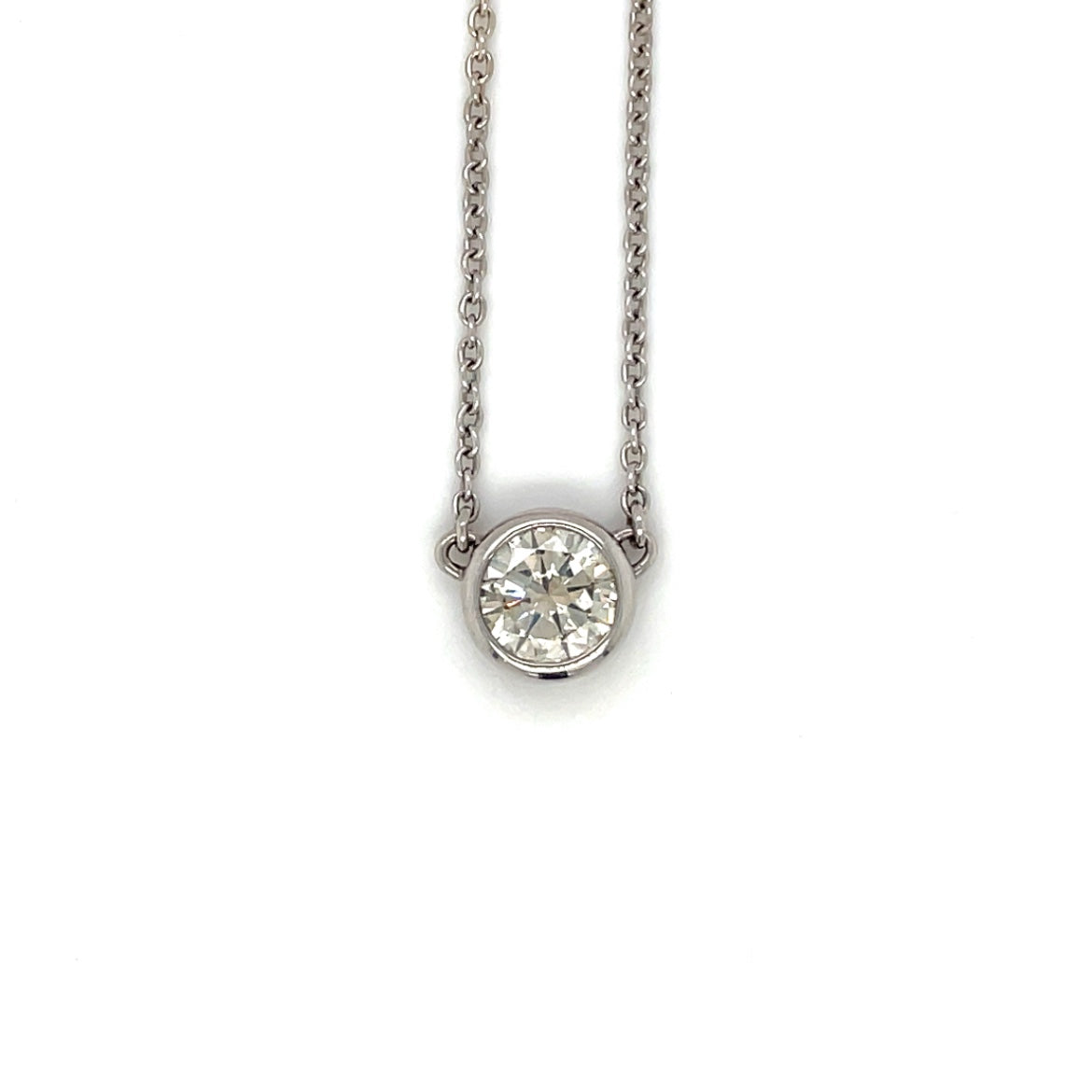 18ct White Gold Diamond Solitaire Necklace