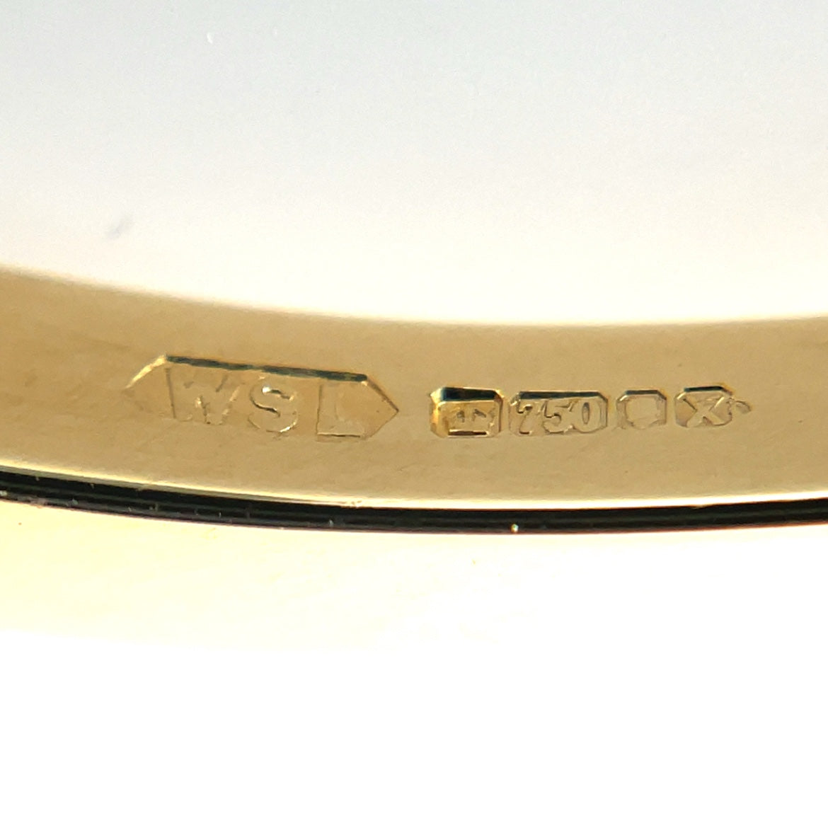18ct Yellow Gold Sapphire & Diamond Hinged Bangle