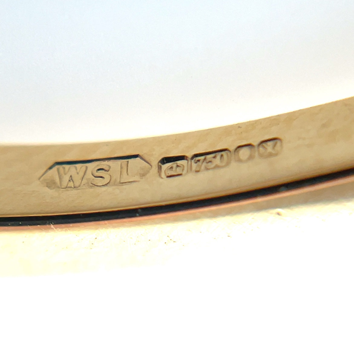 18ct Yellow Gold Aquamarine & Diamond Hinged Bangle