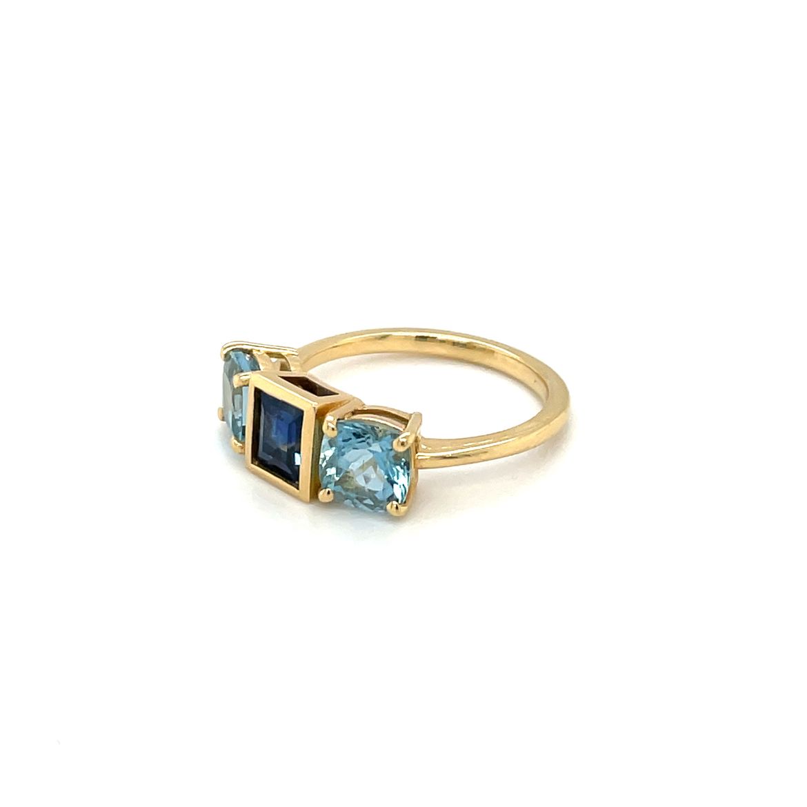 18ct Yellow Gold Sapphire & Aquamarine Three-Stone Ring
