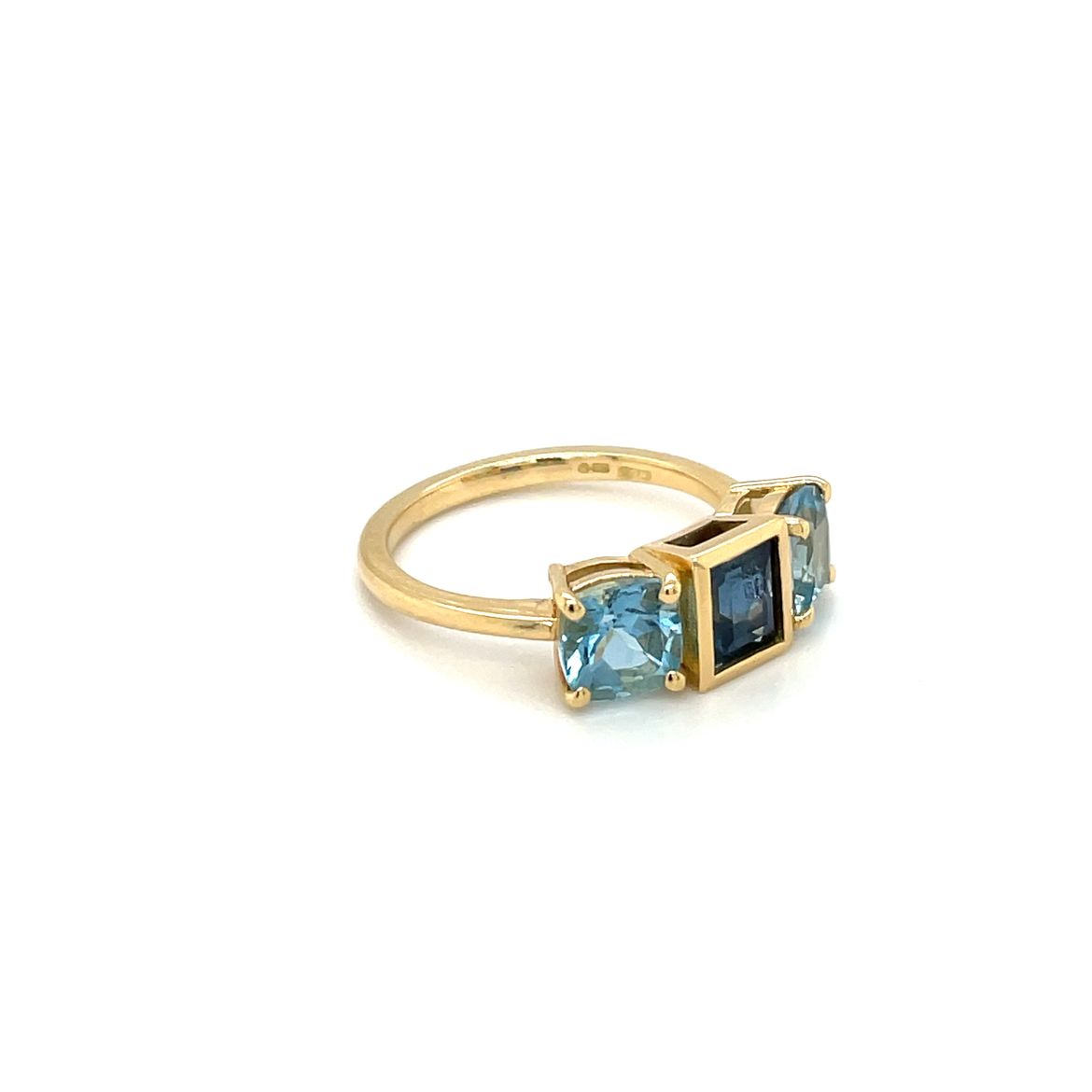 18ct Yellow Gold Sapphire & Aquamarine Three-Stone Ring