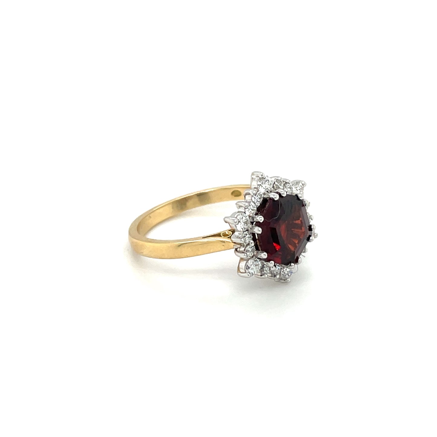 18ct Yellow Gold Diamond & Garnet Ring