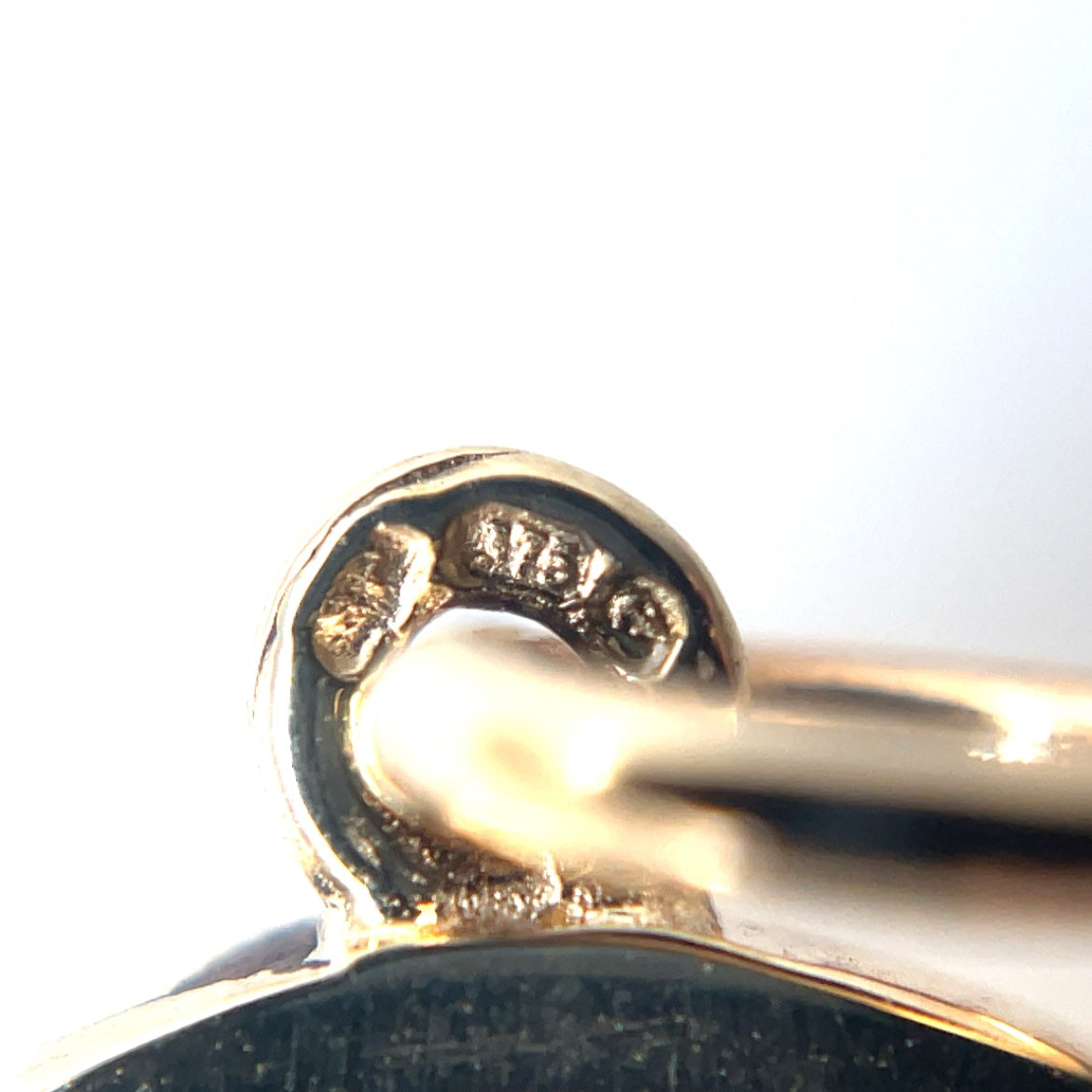 9ct Yellow Gold "I Love You" Spinning Pendant (12mm)