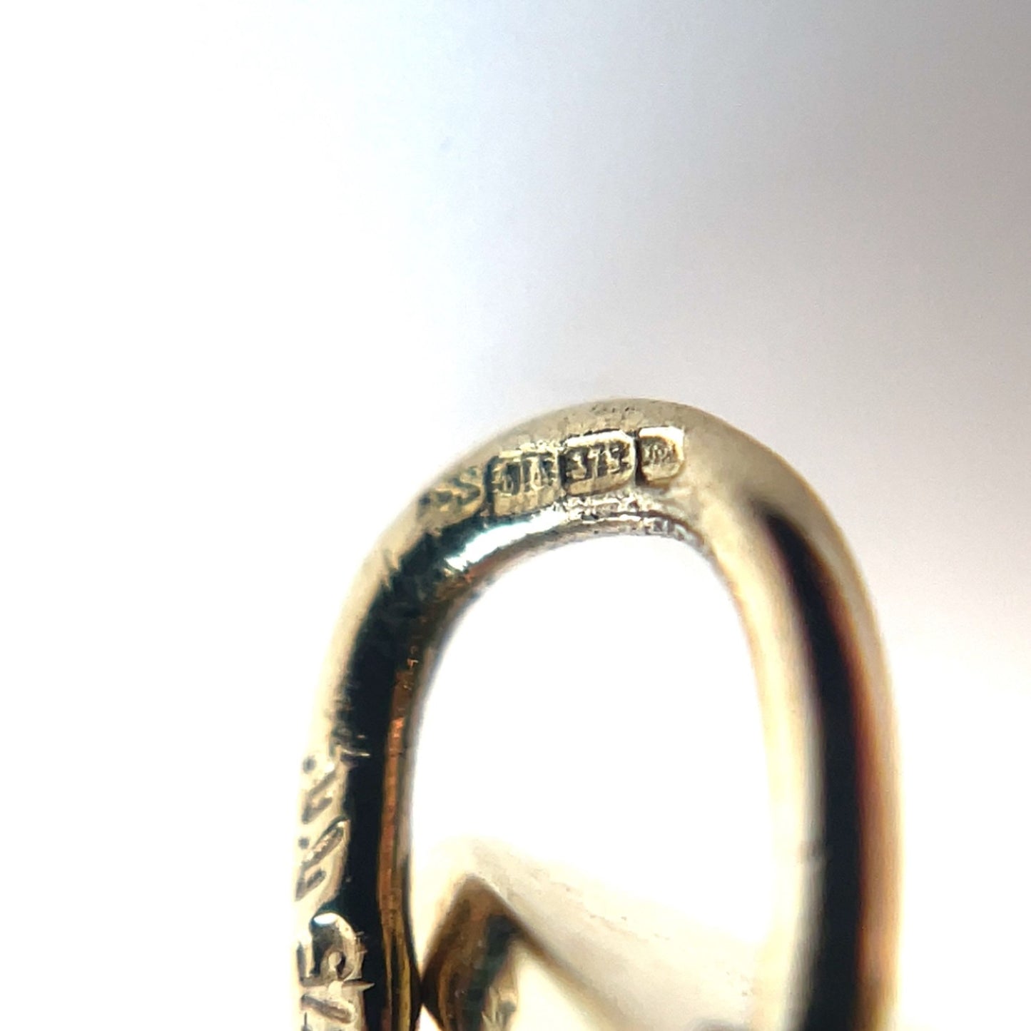 9ct Yellow Gold & Diamond Square Pendant & Chain