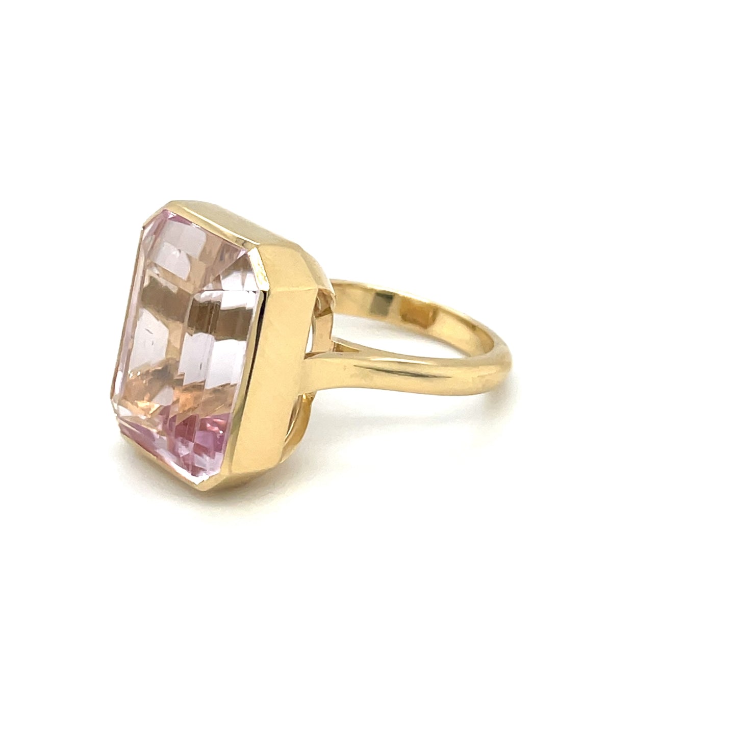 18ct Yellow Gold Large Kunzite Dress Ring