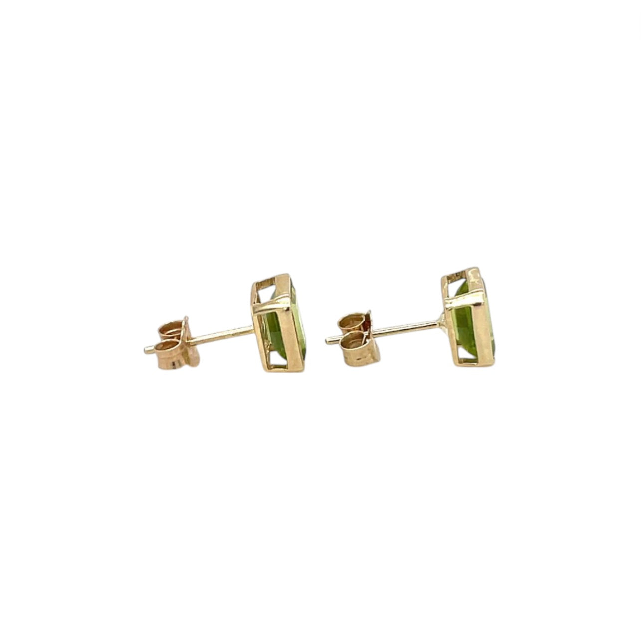 9ct Yellow Gold Peridot Stud Earrings