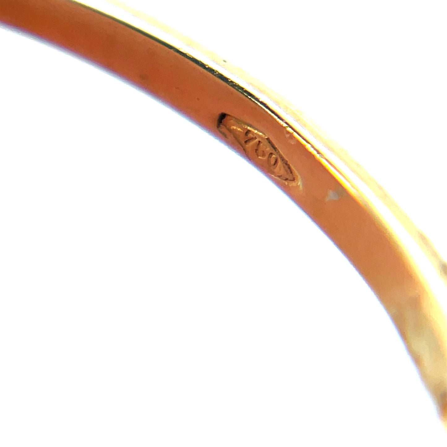 18ct Yellow Gold Lapis Claw Set Ring