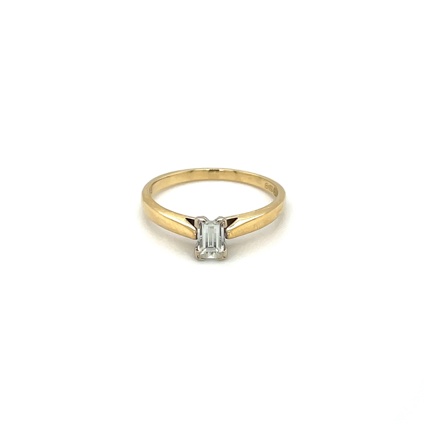 18ct Yellow Gold Millenium-Cut Diamond Solitaire Ring