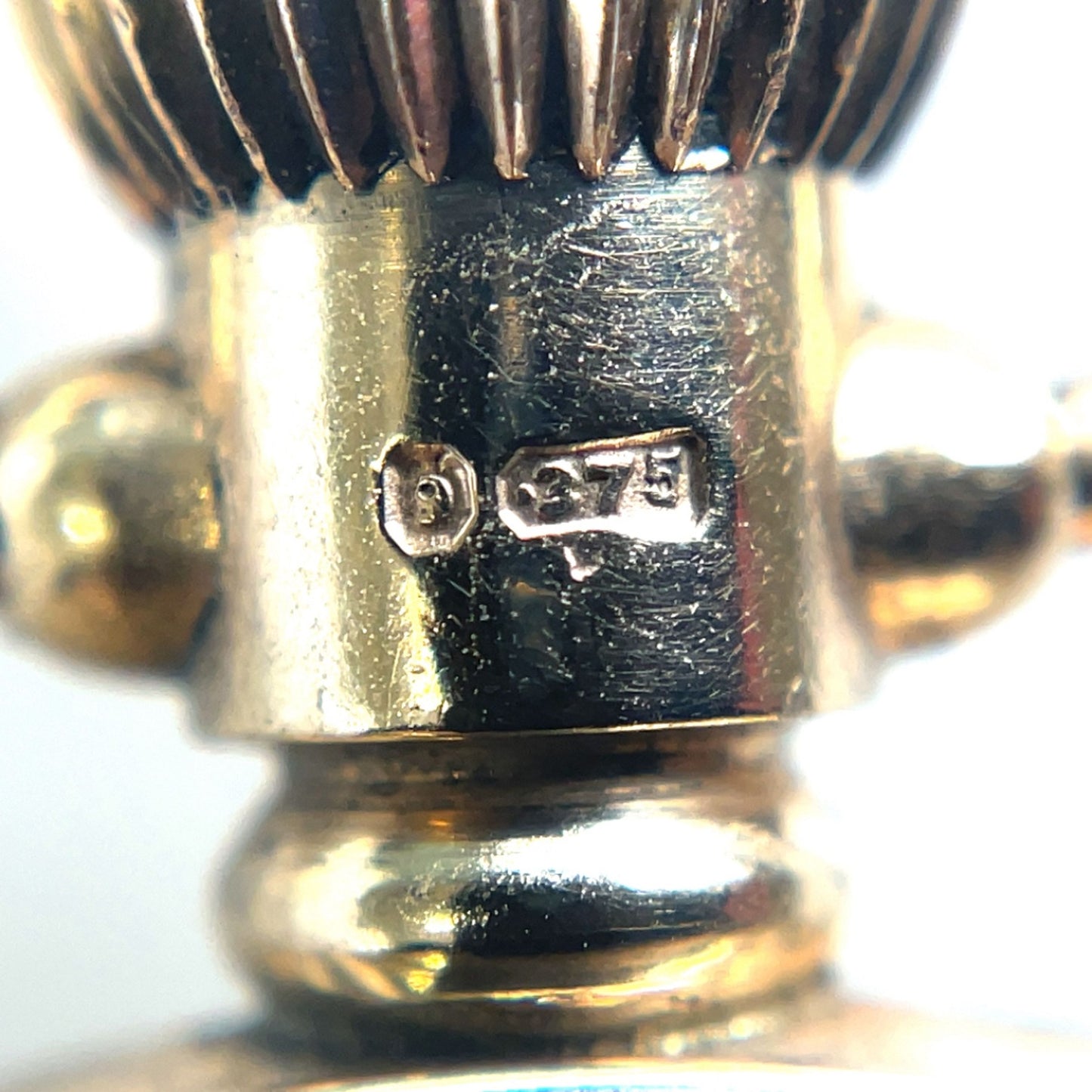 9ct Yellow Gold Tavennes Pocket Watch