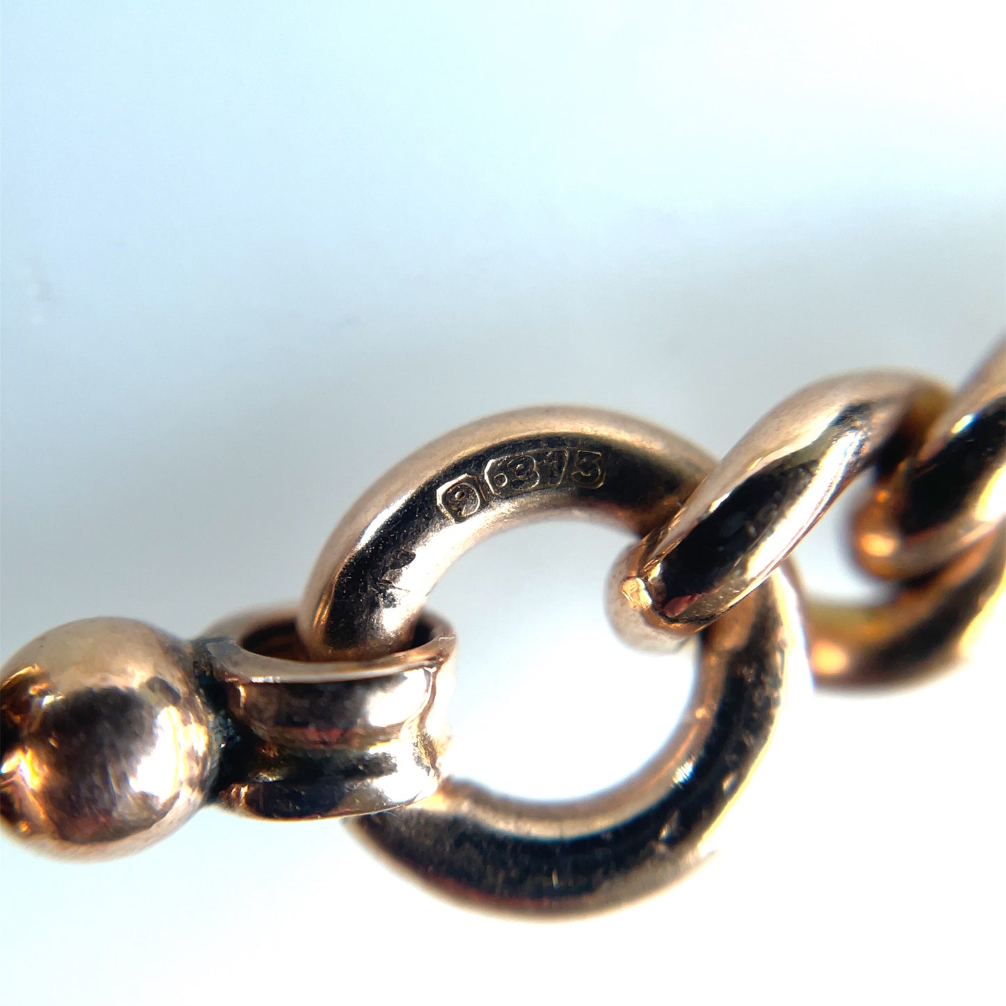 9ct Yellow Gold Watch Chain & Fob & T-Bar