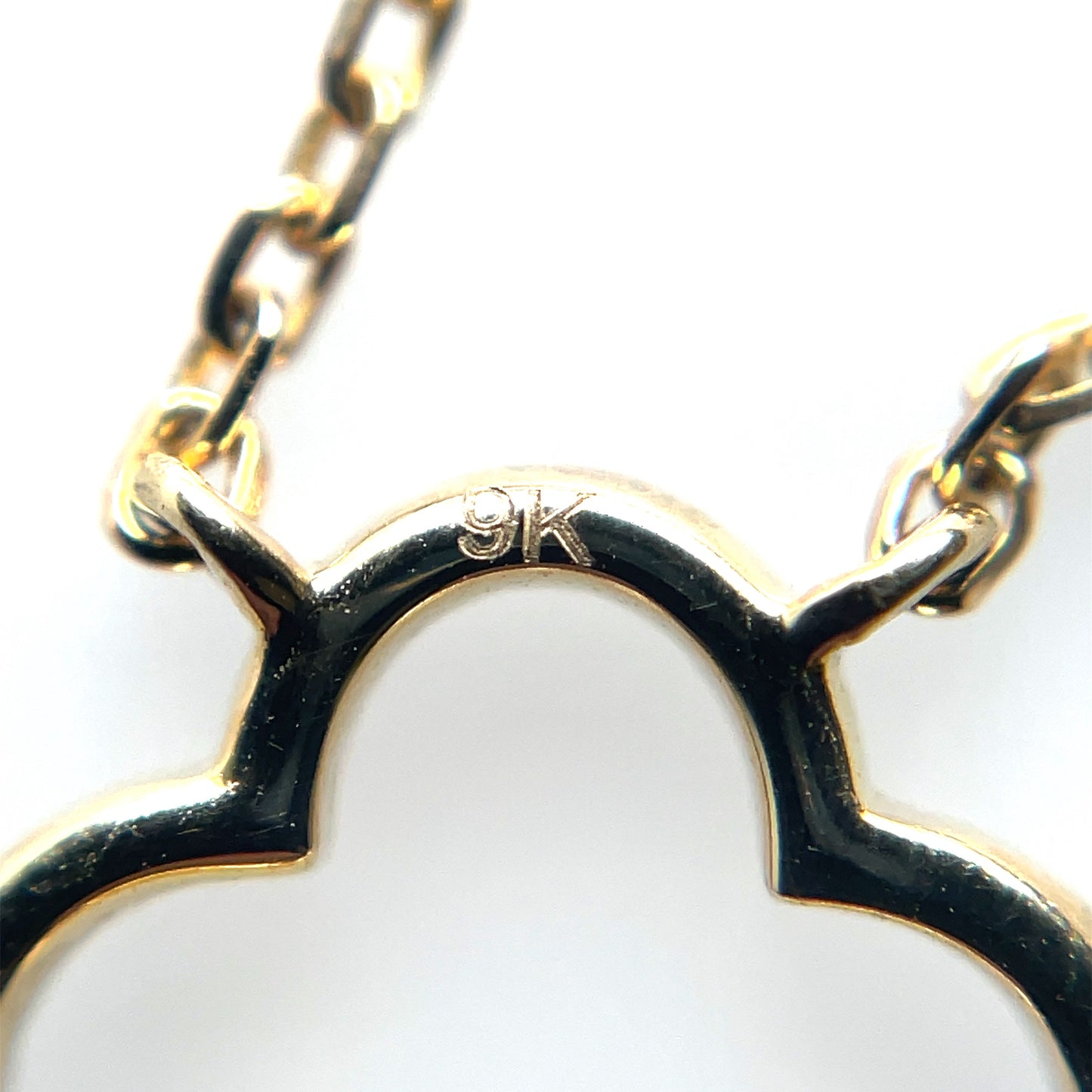 9ct Yellow Gold Diamond Clover Pendant