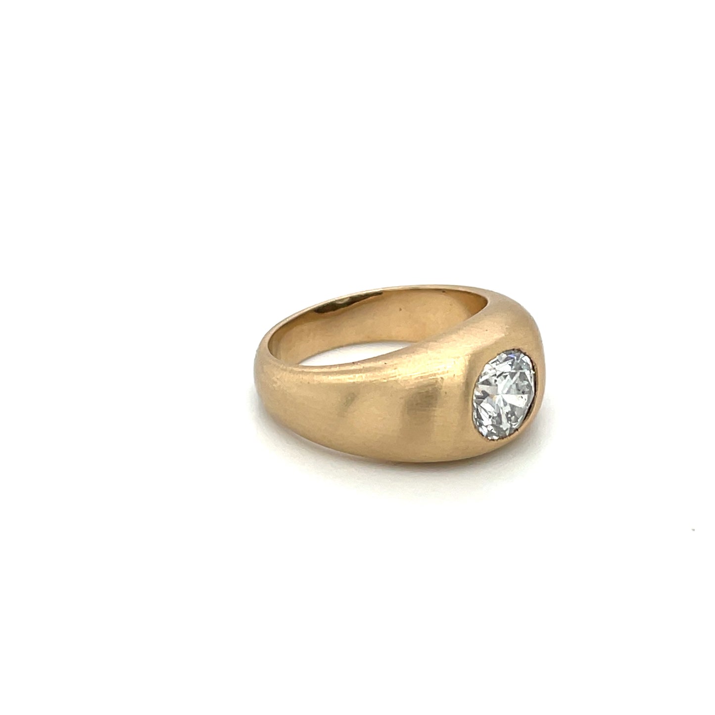 Matte 9ct Yellow Gold Cushion-cut Diamond Gypsy Ring