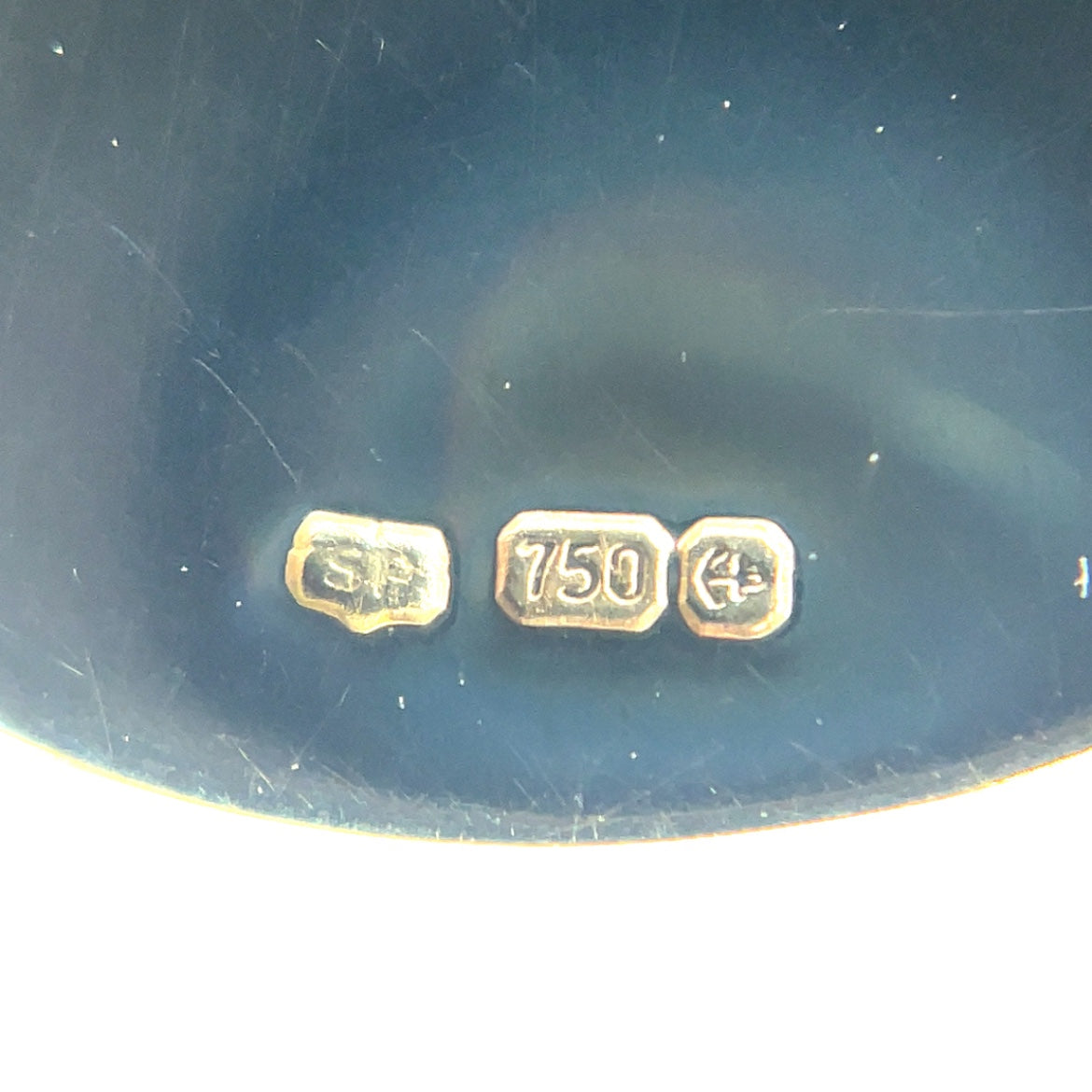 18ct Yellow Gold Plain Circle Pendant (18mm)