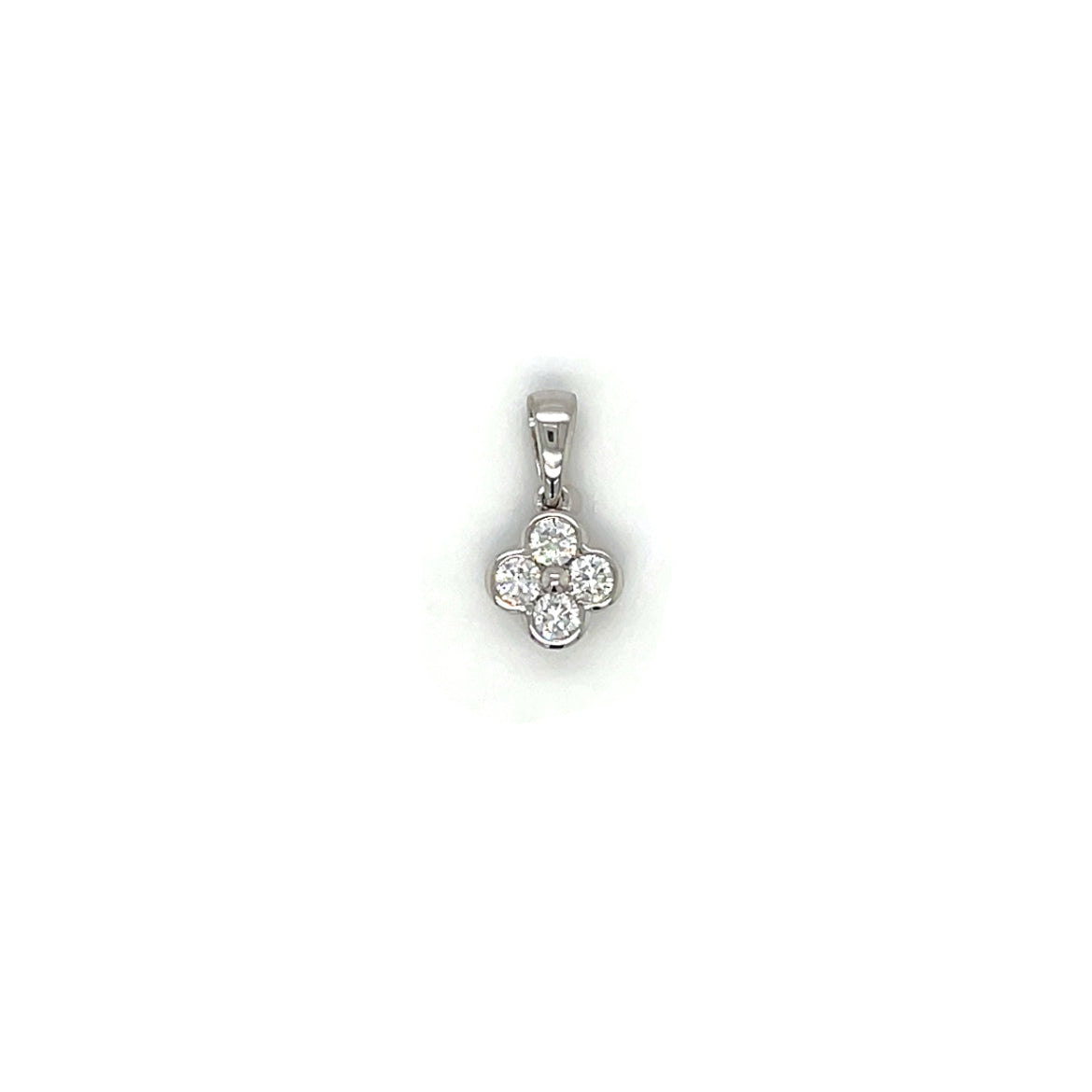 18ct White Gold Diamond Clover Pendant