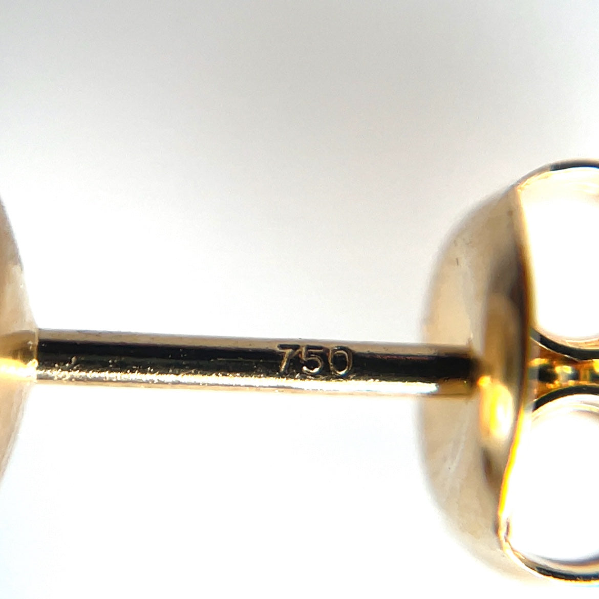 18ct Yellow Gold Southsea Pearl 10mm Studs