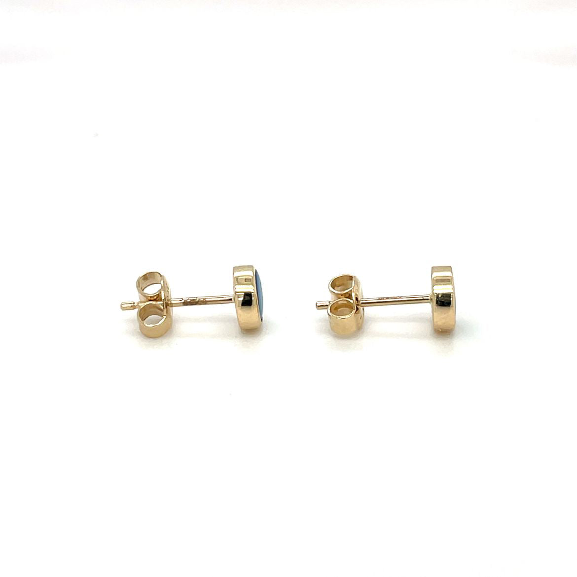 9ct Yellow Gold Round Doublet Opal Studs