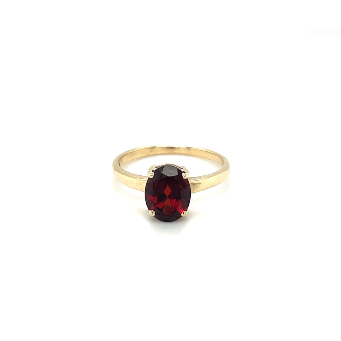 9ct Yellow Gold Garnet Solitaire Ring