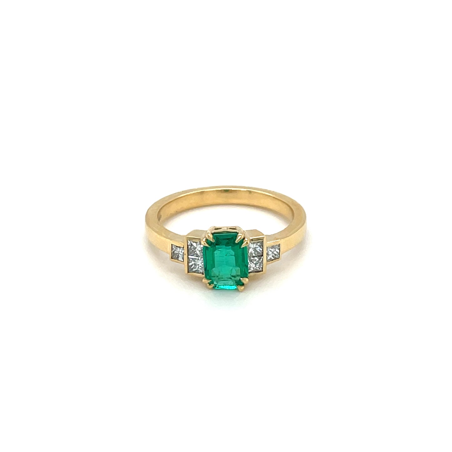 18ct Yellow Gold Emerald & Diamond Ring