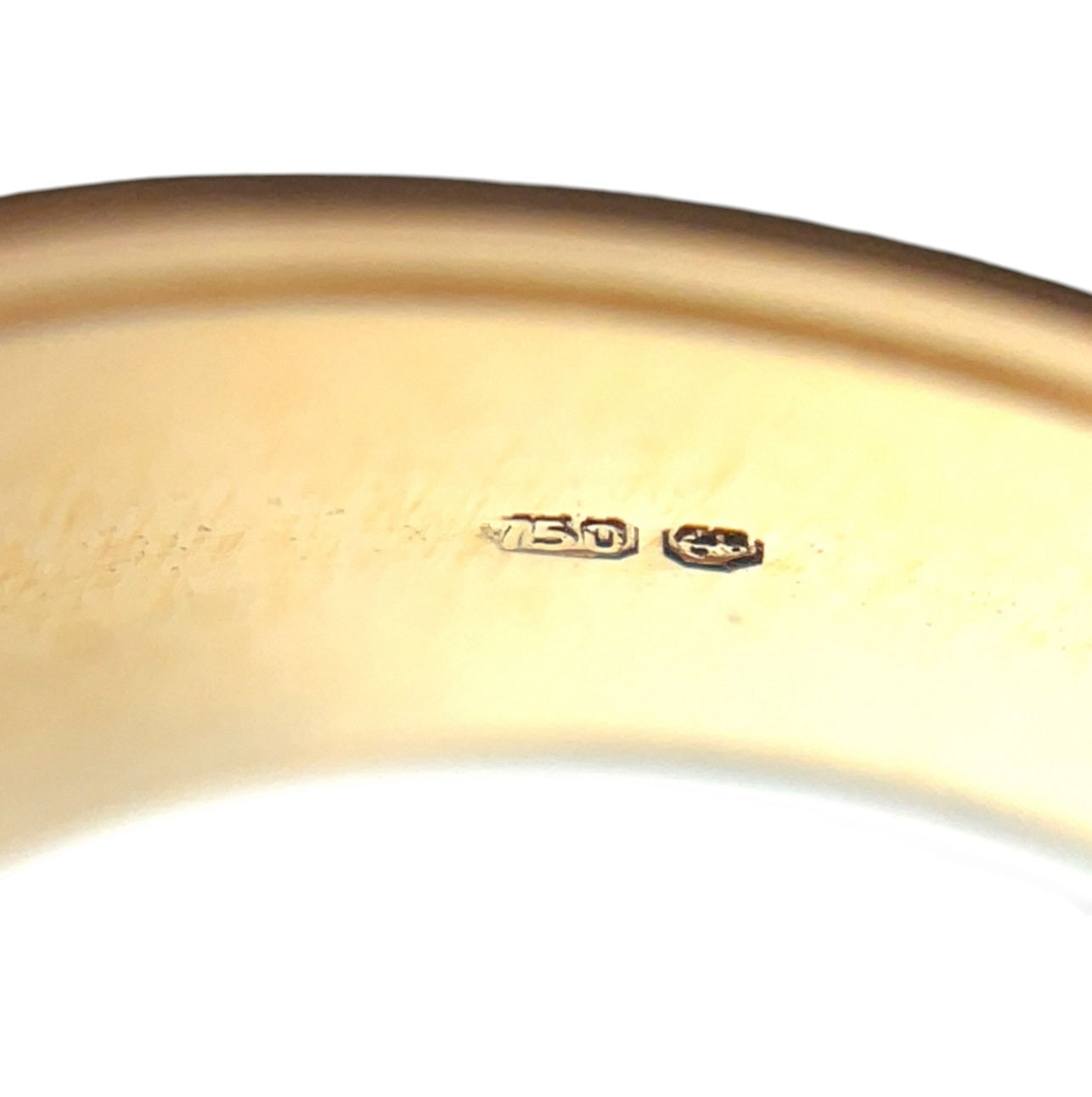 18ct Yellow Gold Sapphire & Diamond Roman Ring (P)