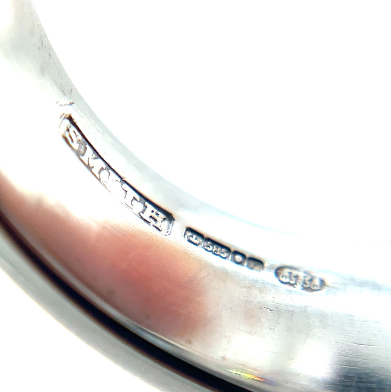 14ct White Gold Aquamarine & Diamond Roman-Style Ring (N)