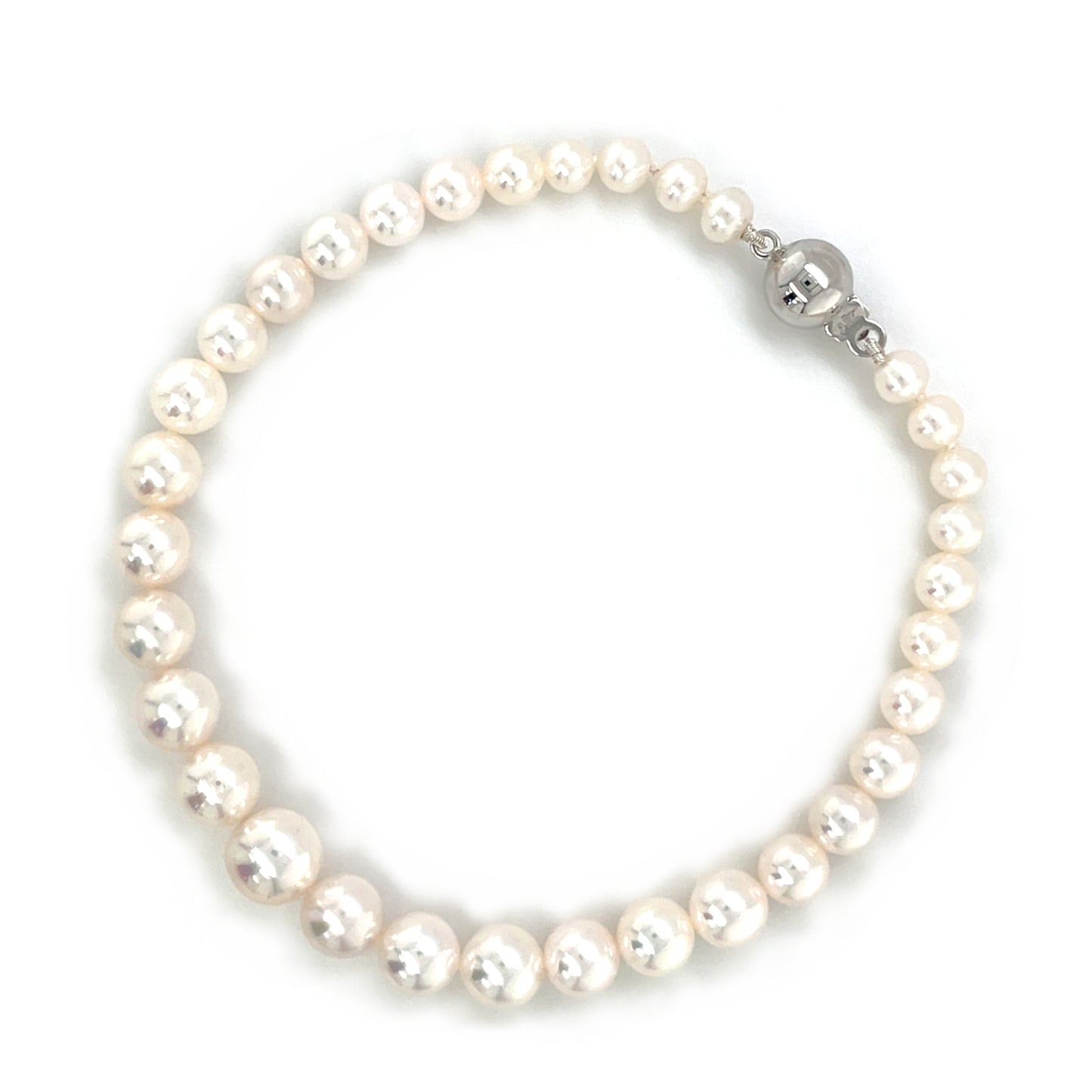 18ct White Gold Akoya Pearl Graduated Bracelet