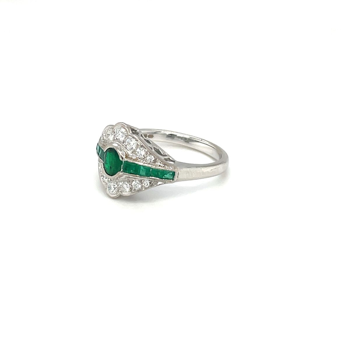 18ct White Gold Emerald & Diamond Art Deco Cluster Ring
