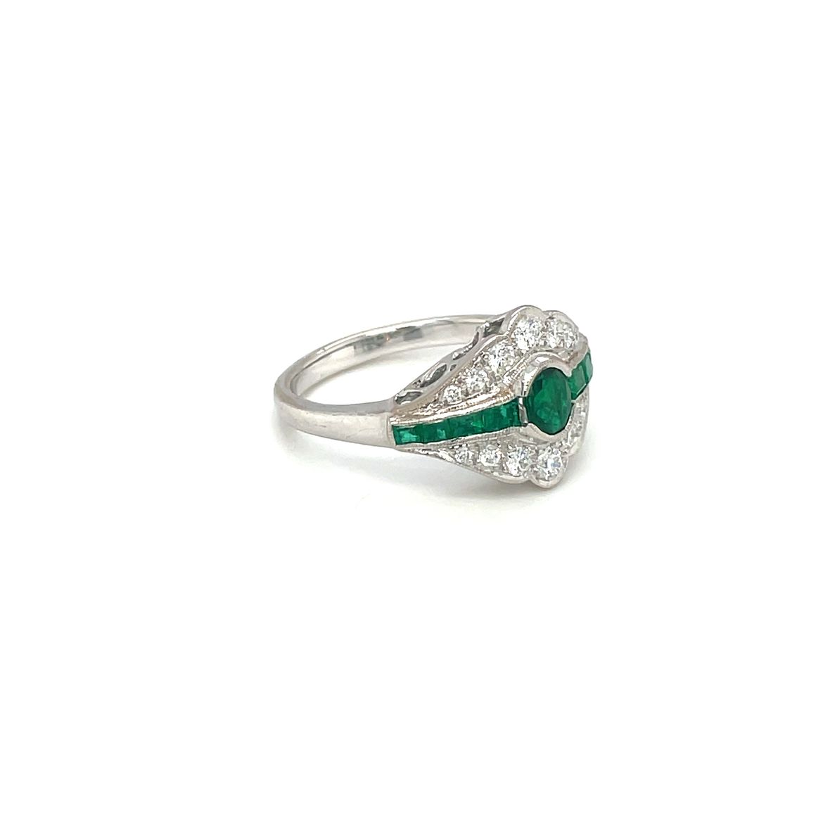 18ct White Gold Emerald & Diamond Art Deco Cluster Ring