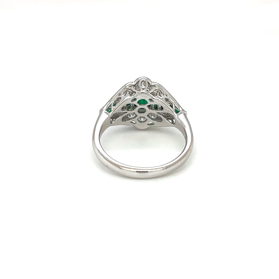 18ct White Gold Emerald & Diamond Art Deco Cluster Ring