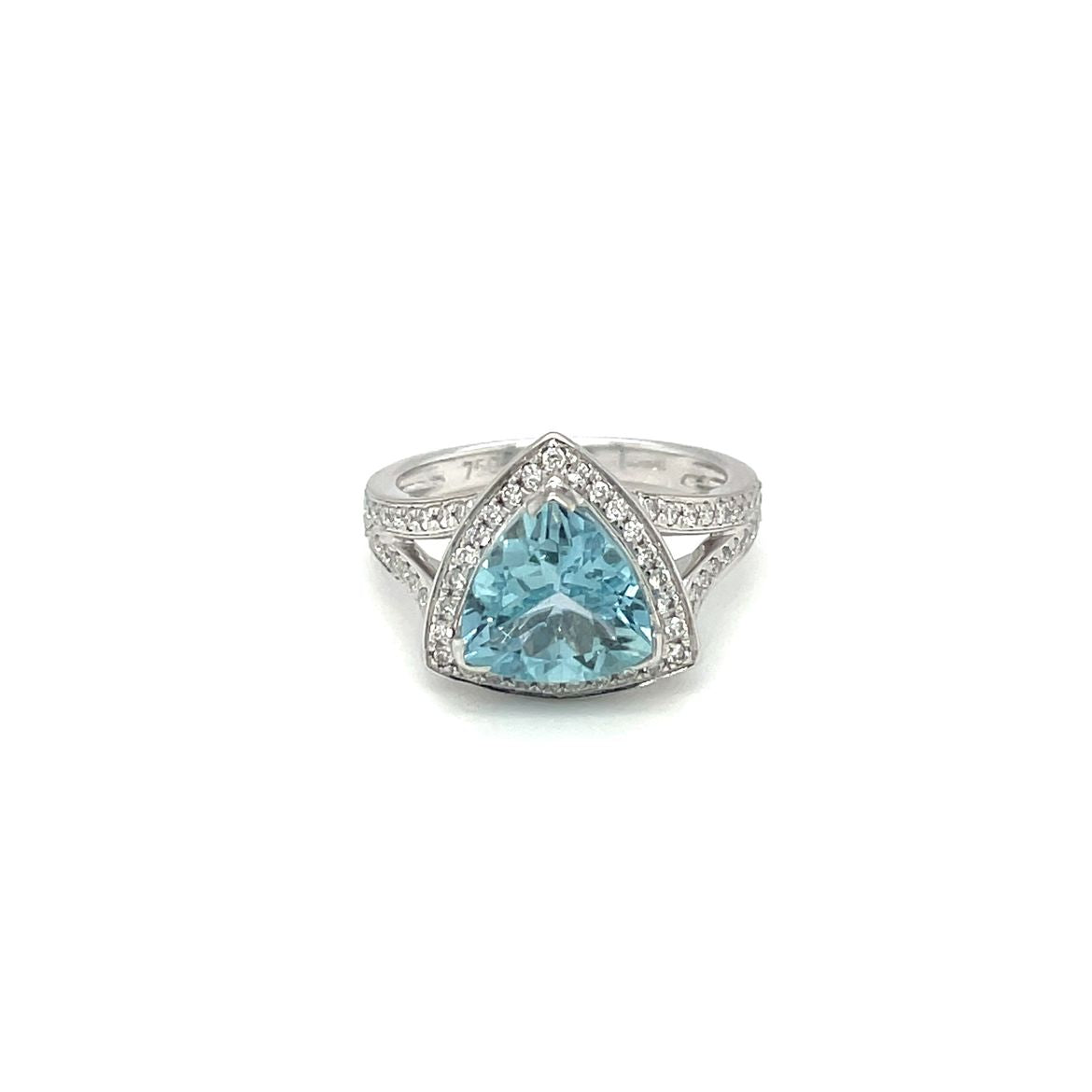 18ct White Gold Aquamarine & Diamond Cluster Ring
