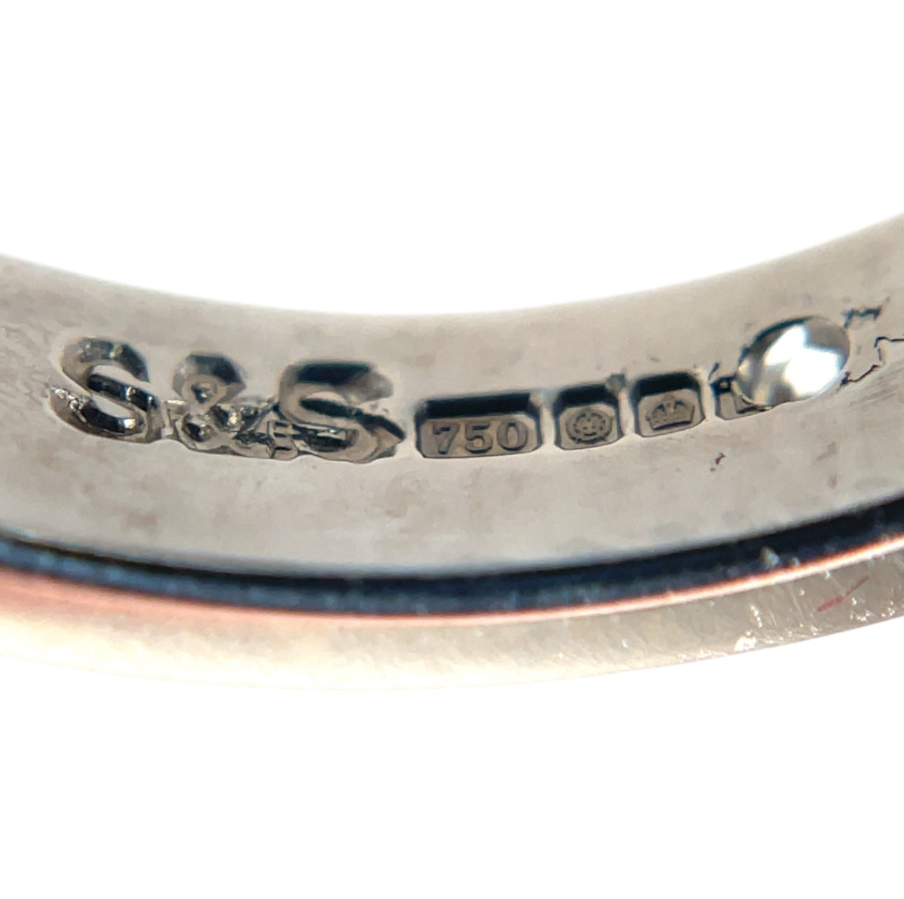 18ct White Gold Diamond-Set Flat Court Wedding Band (Q)