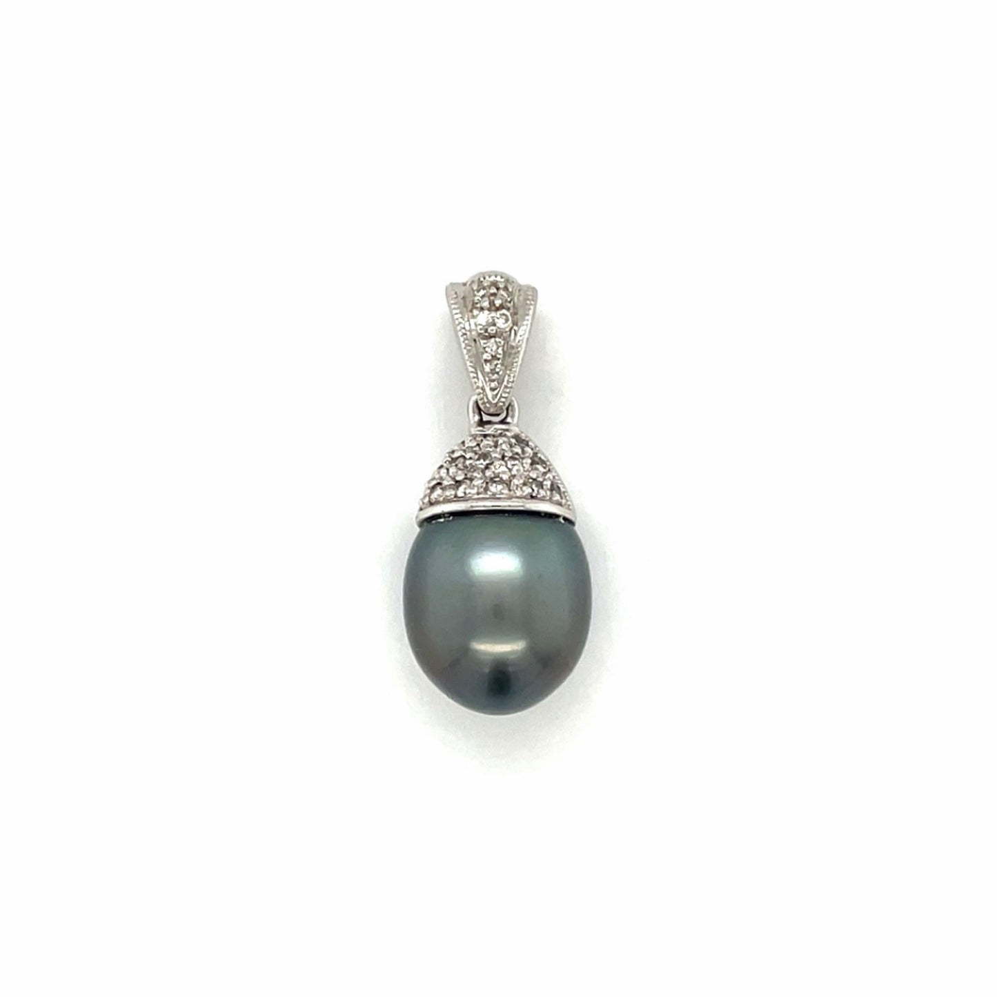 18ct White Gold Tahitian Pearl & Diamond Pendant & Chain