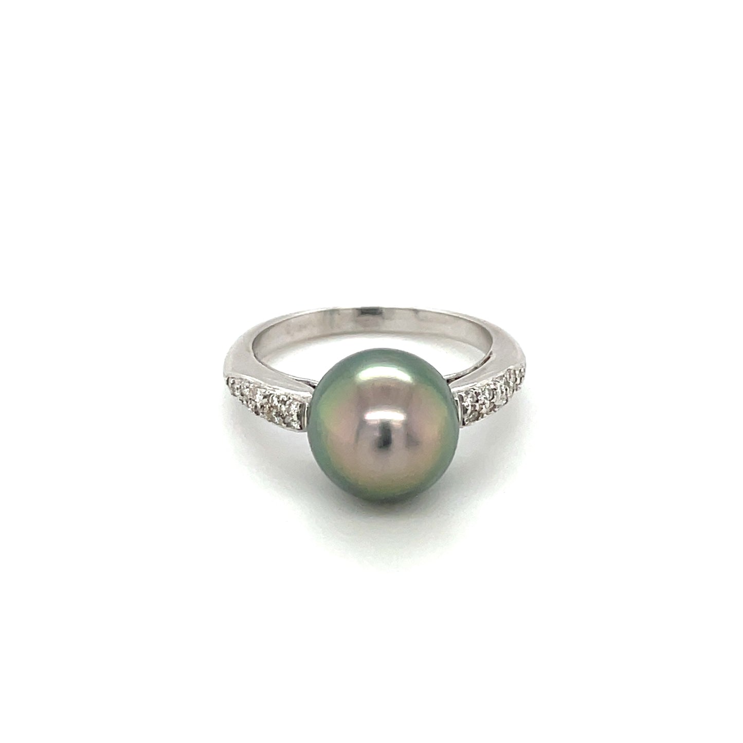 18ct White Gold Tahitian Pearl & Diamond Ring