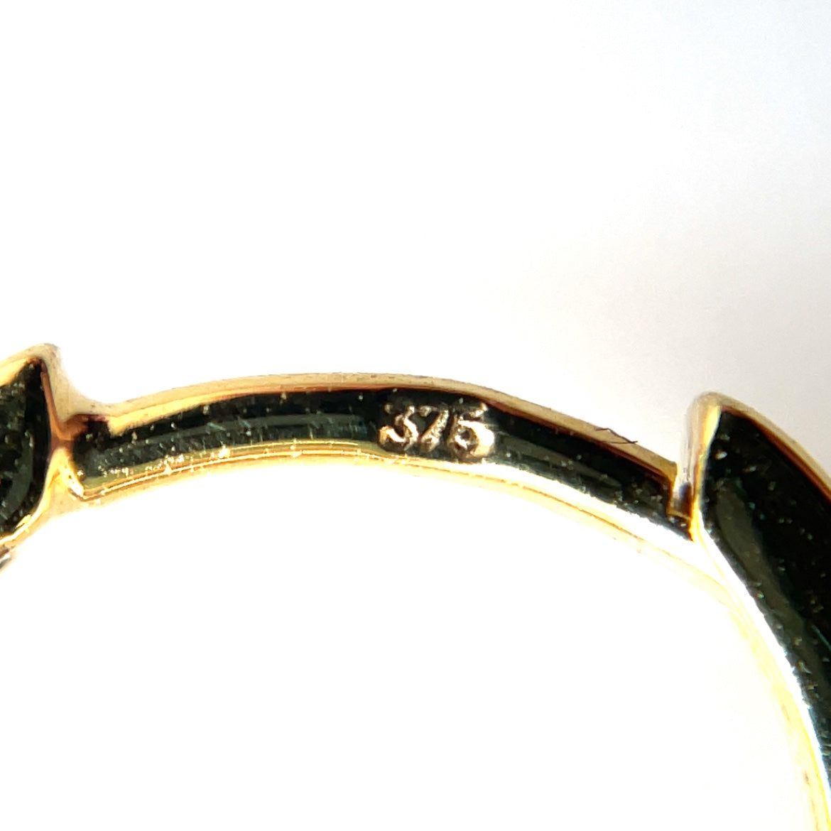 9ct Yellow Gold Huggie Hoop Earrings & Freshwater Pearl Drops