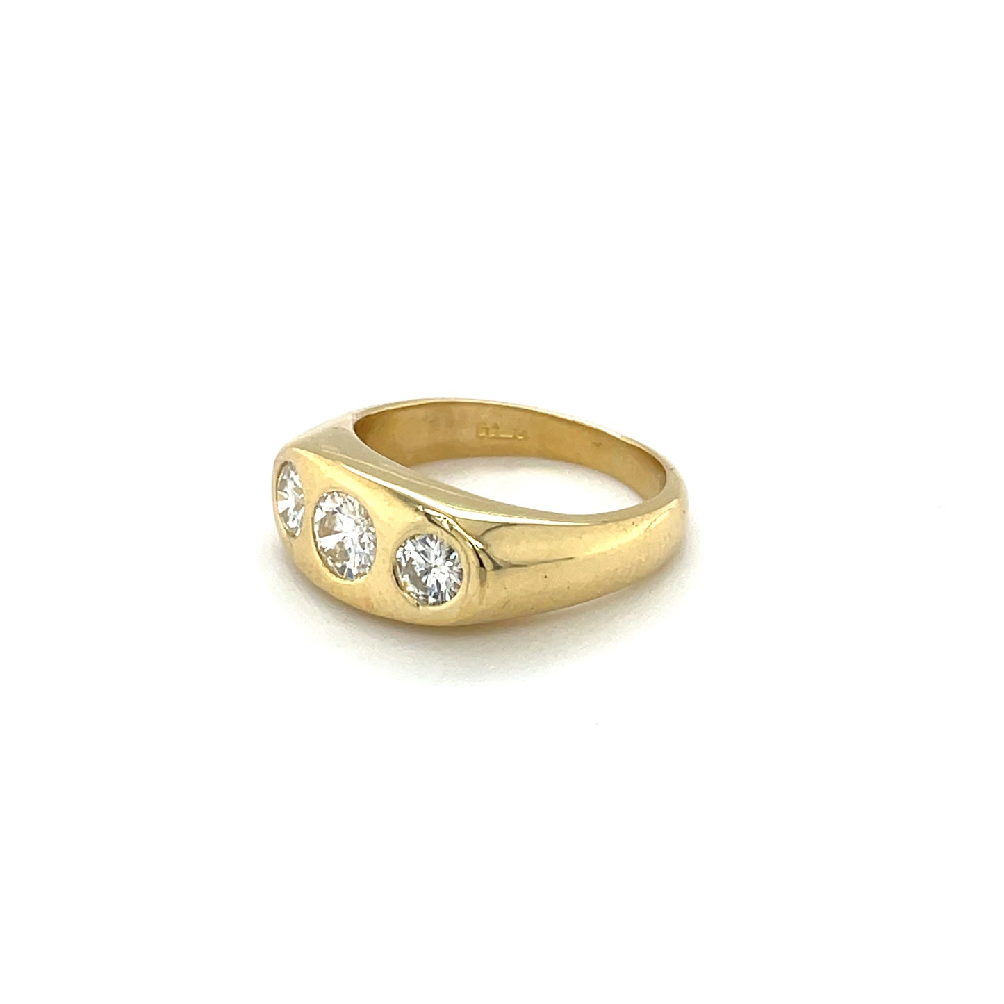 18ct Yellow Gold Diamond Three-STone Flat Top Gypsy Ring (N)
