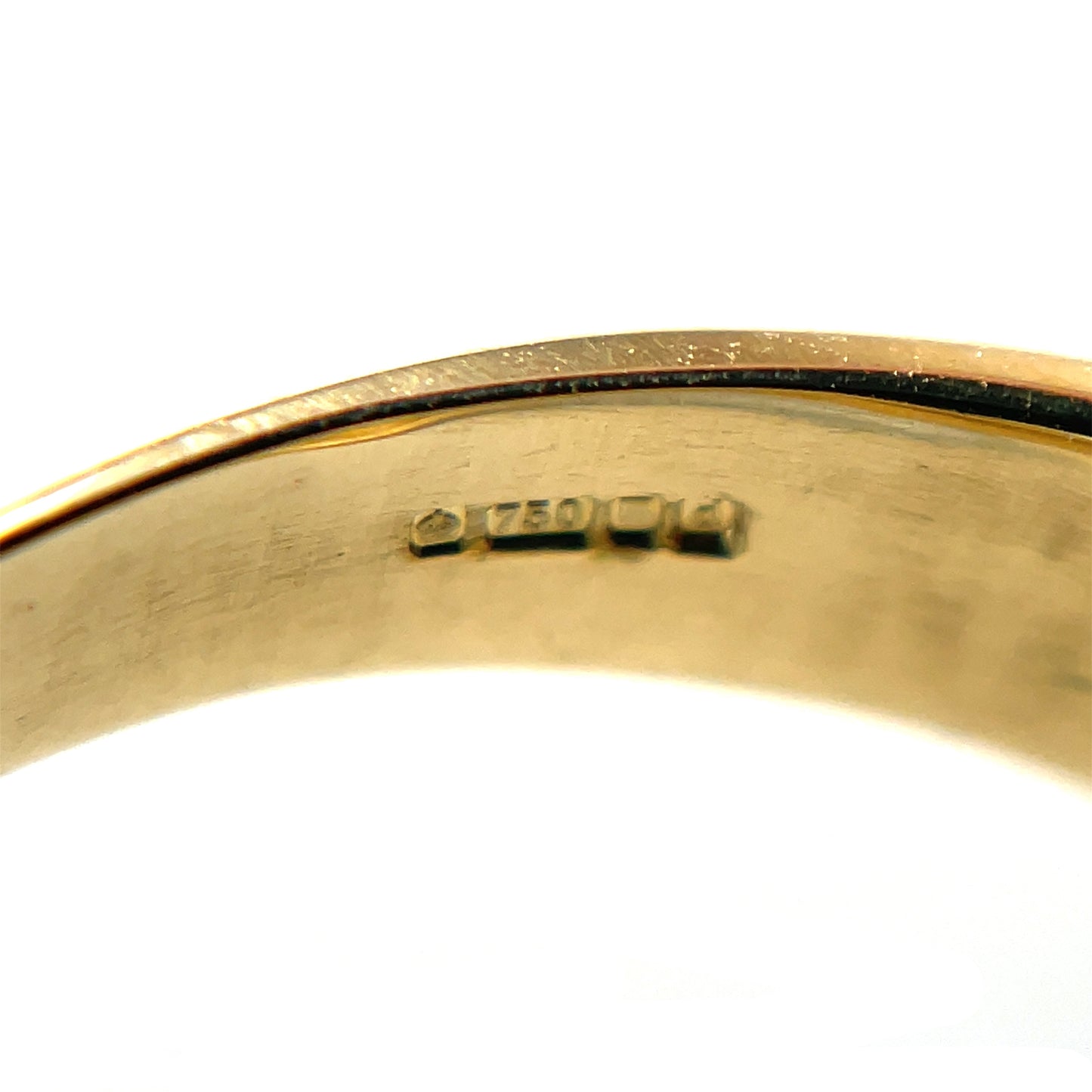 18ct Yellow Gold Diamond Three-STone Flat Top Gypsy Ring (N)